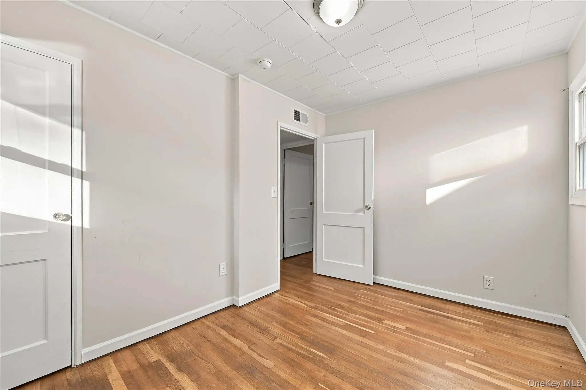 39 Browning Terrace, Kingston, NY, 3 Bedrooms Bedrooms, 7 Rooms Rooms,1 BathroomBathrooms,Residential,For Rent,Browning,0,1061887 39 Browning Terrace, Kingston, NY, 3 Bedrooms Bedrooms, 7 Rooms Rooms,1 BathroomBathrooms,Residential,For Rent,Browning,0,1061887