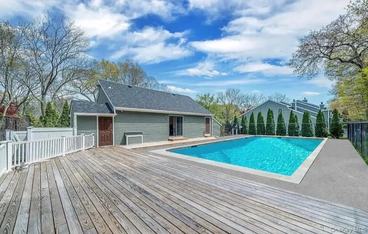 46 Jeremy Circle, Smithtown, NY, 3 Bedrooms Bedrooms, 6 Rooms Rooms,1 BathroomBathrooms,Residential,For Rent,Jeremy,0,1061889 46 Jeremy Circle, Smithtown, NY, 3 Bedrooms Bedrooms, 6 Rooms Rooms,1 BathroomBathrooms,Residential,For Rent,Jeremy,0,1061889