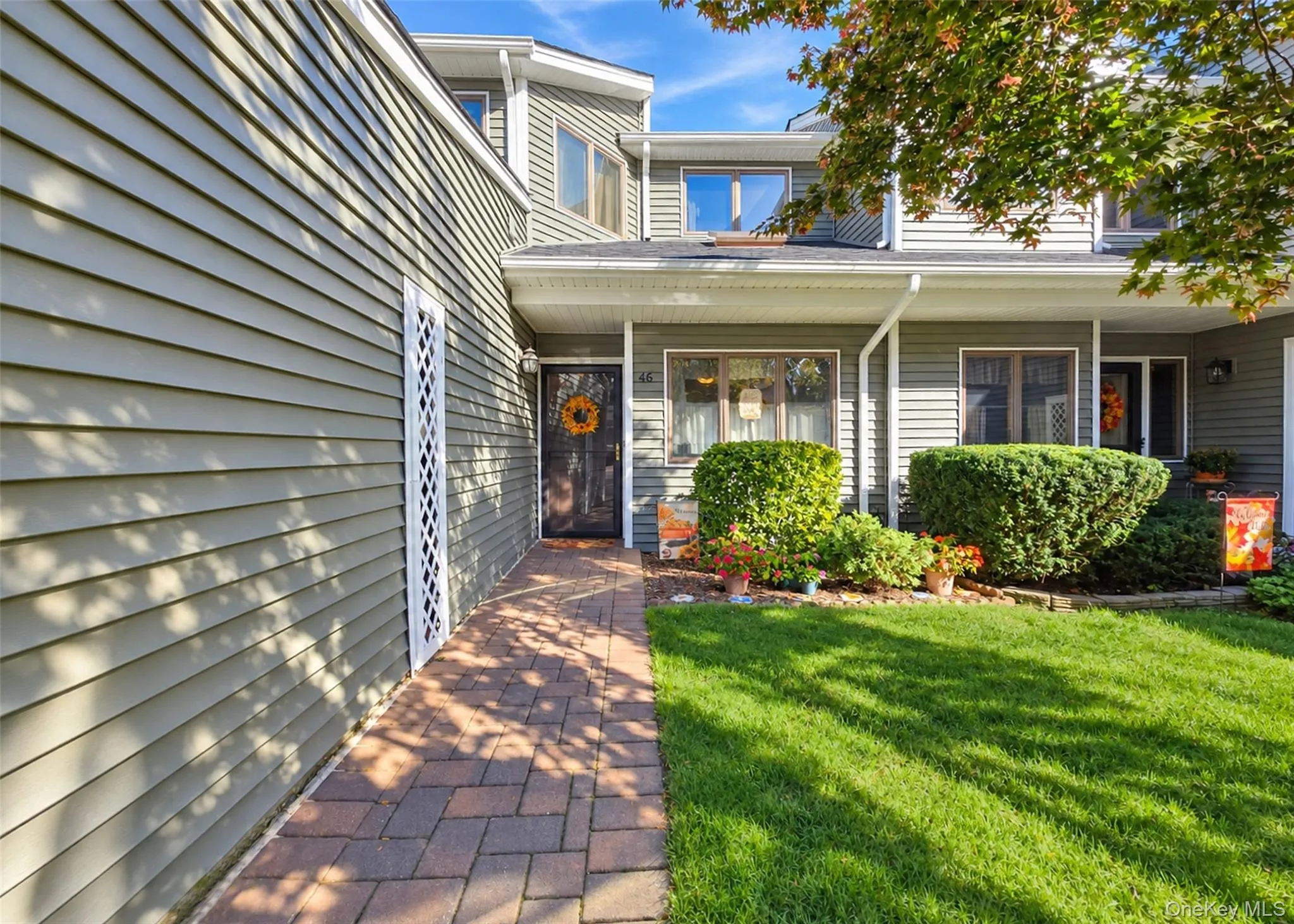 46 Jeremy Circle, Smithtown, NY, 3 Bedrooms Bedrooms, 6 Rooms Rooms,1 BathroomBathrooms,Residential,For Rent,Jeremy,0,1061889 46 Jeremy Circle, Smithtown, NY, 3 Bedrooms Bedrooms, 6 Rooms Rooms,1 BathroomBathrooms,Residential,For Rent,Jeremy,0,1061889