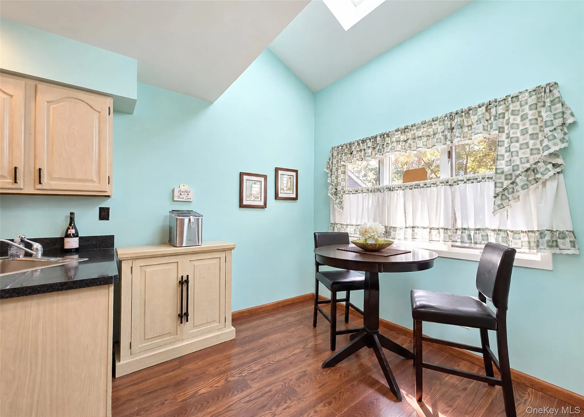 46 Jeremy Circle, Smithtown, NY, 3 Bedrooms Bedrooms, 6 Rooms Rooms,1 BathroomBathrooms,Residential,For Rent,Jeremy,0,1061889 46 Jeremy Circle, Smithtown, NY, 3 Bedrooms Bedrooms, 6 Rooms Rooms,1 BathroomBathrooms,Residential,For Rent,Jeremy,0,1061889