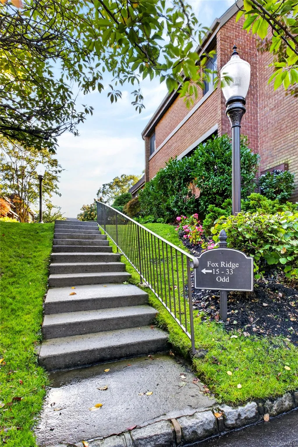 15 Fox Ridge, North Hempstead, NY, 3 Bedroom Bedrooms, 5 Room Rooms,2 BathroomBathrooms,Residential Lease,For Rent,Fox,0,1061897 15 Fox Ridge, North Hempstead, NY, 3 Bedroom Bedrooms, 5 Room Rooms,2 BathroomBathrooms,Residential Lease,For Rent,Fox,0,1061897