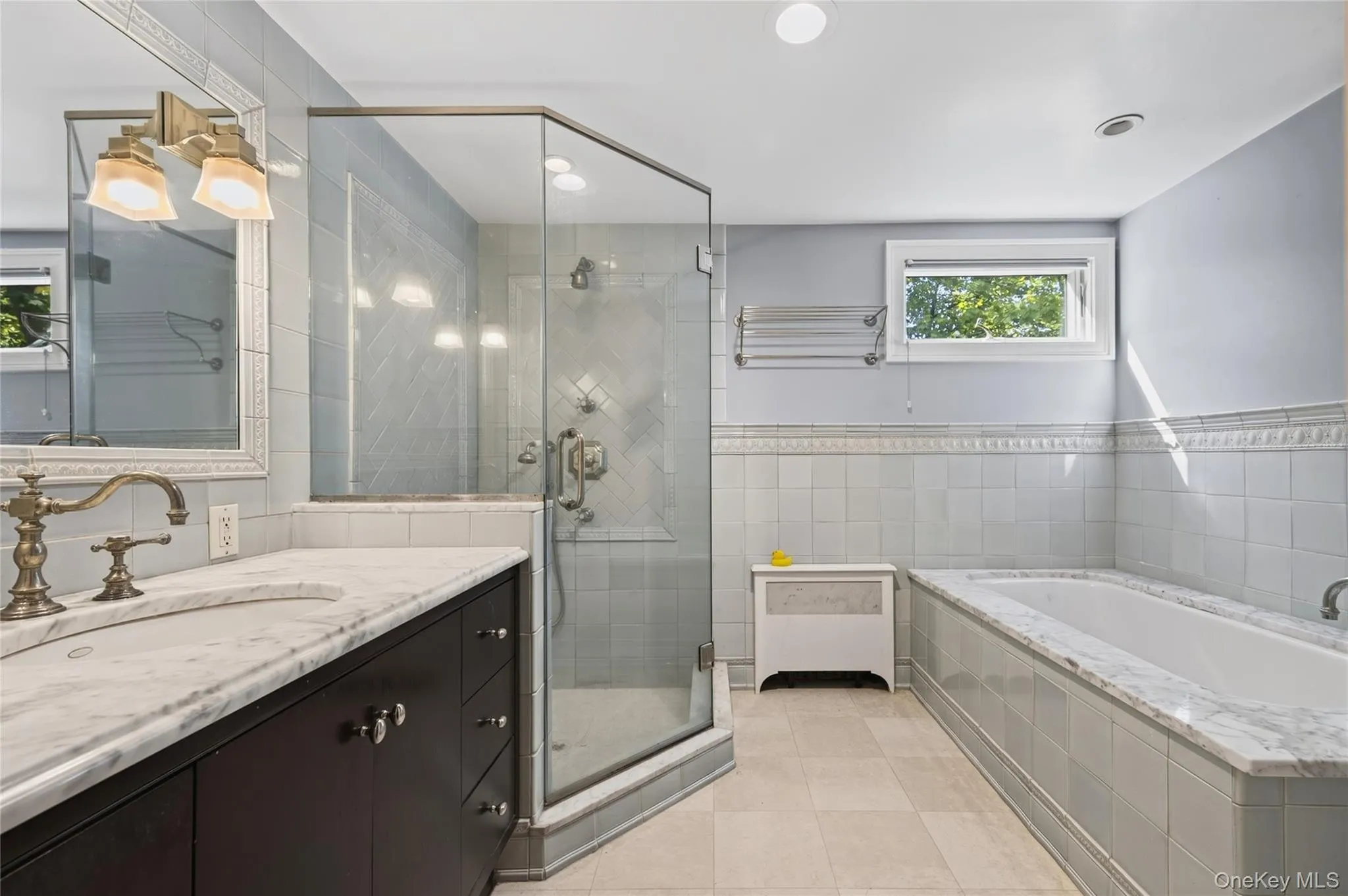 2nd Fl Full Hall Bath 2nd Fl Full Hall Bath