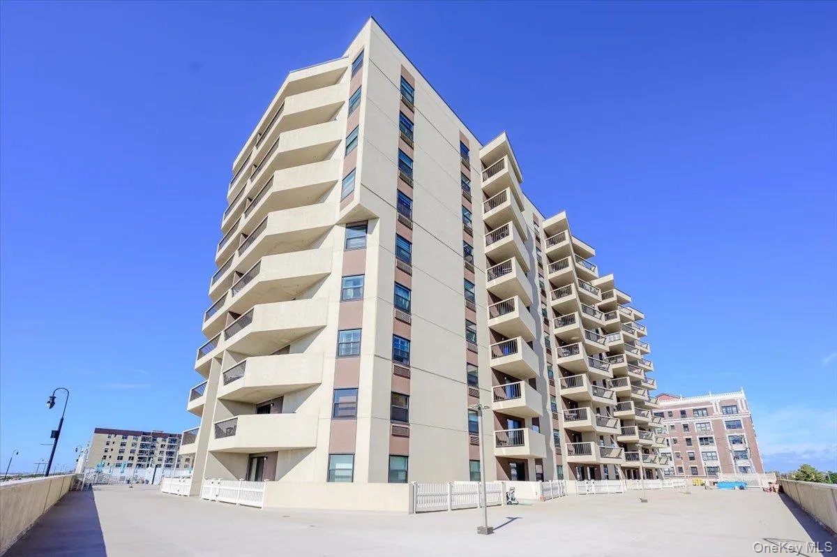 360 Shore Road, Long Beach, NY, 1 Bedroom Bedrooms, 4 Rooms Rooms,1 BathroomBathrooms,Residential,For Rent,Shore,0,1061911 360 Shore Road, Long Beach, NY, 1 Bedroom Bedrooms, 4 Rooms Rooms,1 BathroomBathrooms,Residential,For Rent,Shore,0,1061911