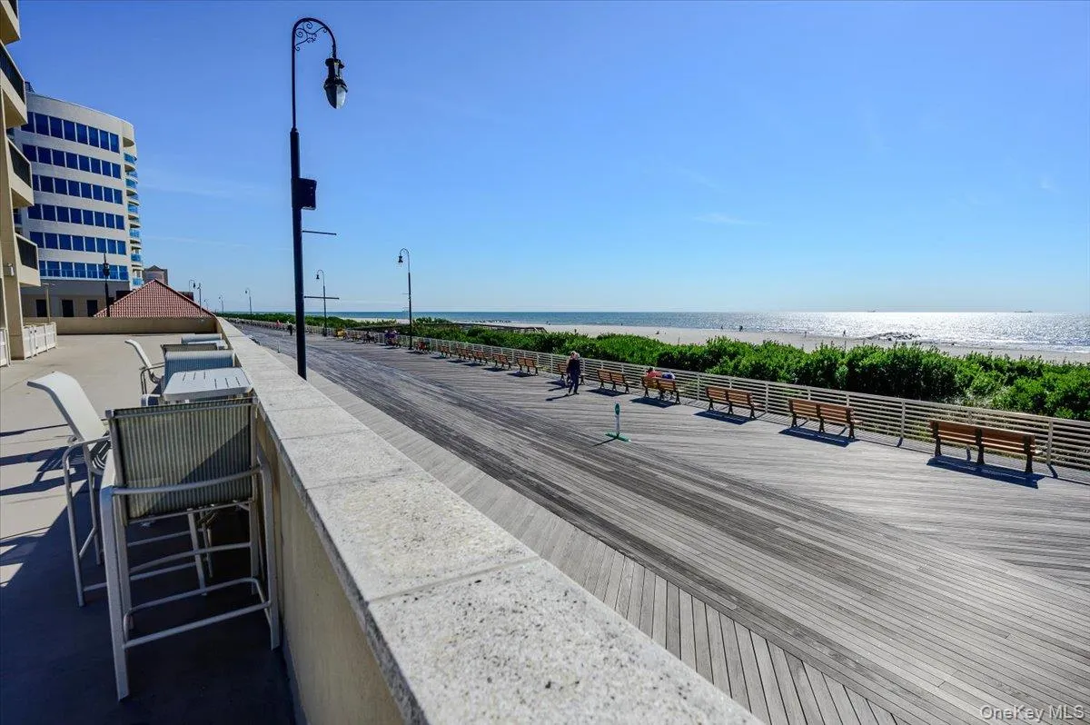 360 Shore Road, Long Beach, NY, 1 Bedroom Bedrooms, 4 Rooms Rooms,1 BathroomBathrooms,Residential,For Rent,Shore,0,1061911 360 Shore Road, Long Beach, NY, 1 Bedroom Bedrooms, 4 Rooms Rooms,1 BathroomBathrooms,Residential,For Rent,Shore,0,1061911