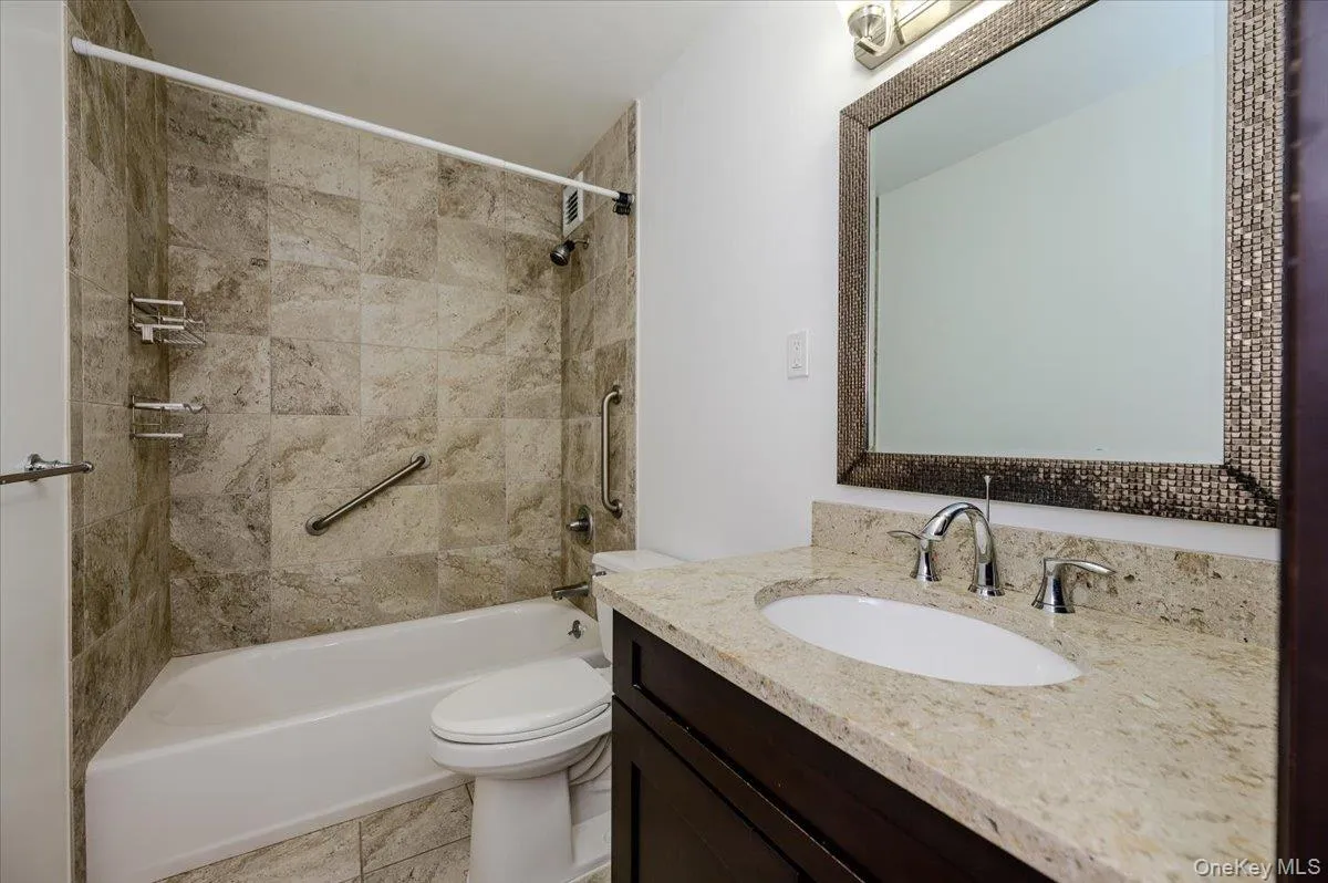 360 Shore Road, Long Beach, NY, 1 Bedroom Bedrooms, 4 Rooms Rooms,1 BathroomBathrooms,Residential,For Rent,Shore,0,1061911 360 Shore Road, Long Beach, NY, 1 Bedroom Bedrooms, 4 Rooms Rooms,1 BathroomBathrooms,Residential,For Rent,Shore,0,1061911