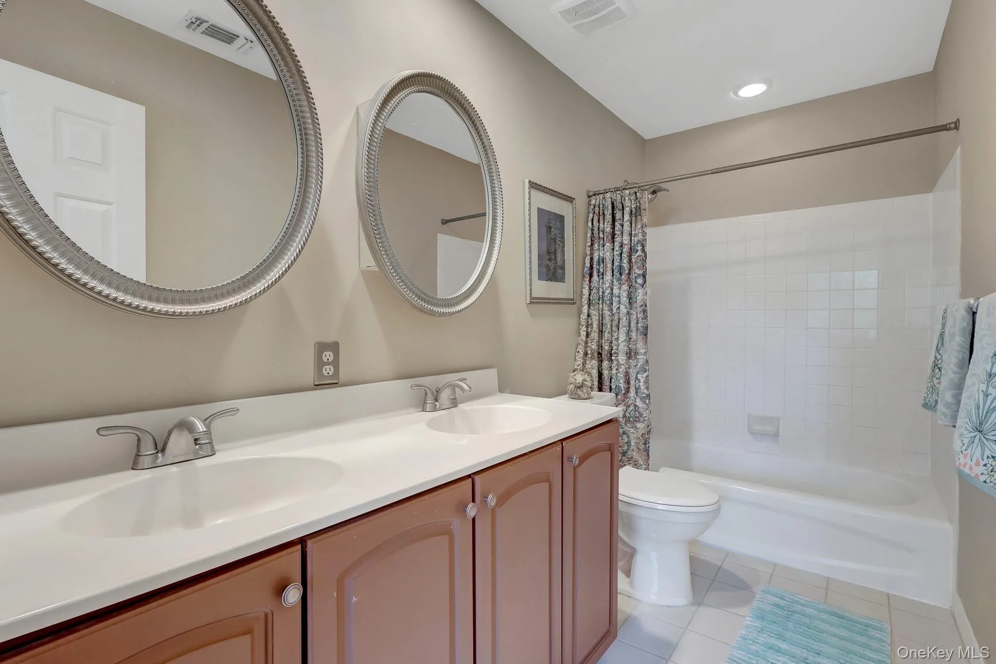 208 Erik Drive, Brookhaven, NY, 3 Bedrooms Bedrooms, 7 Rooms Rooms,2 BathroomsBathrooms,Residential,For Rent,Erik,0,1061912 208 Erik Drive, Brookhaven, NY, 3 Bedrooms Bedrooms, 7 Rooms Rooms,2 BathroomsBathrooms,Residential,For Rent,Erik,0,1061912