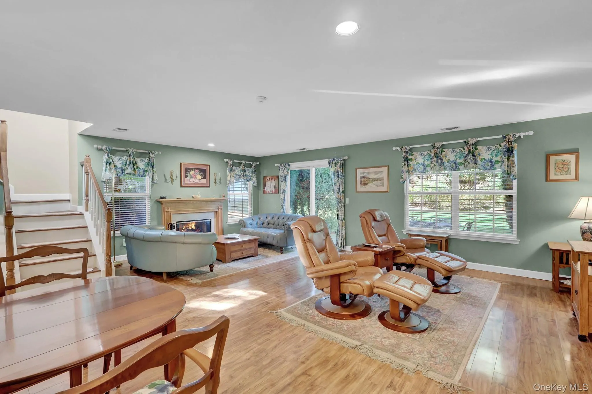 208 Erik Drive, Brookhaven, NY, 3 Bedrooms Bedrooms, 7 Rooms Rooms,2 BathroomsBathrooms,Residential,For Rent,Erik,0,1061912 208 Erik Drive, Brookhaven, NY, 3 Bedrooms Bedrooms, 7 Rooms Rooms,2 BathroomsBathrooms,Residential,For Rent,Erik,0,1061912