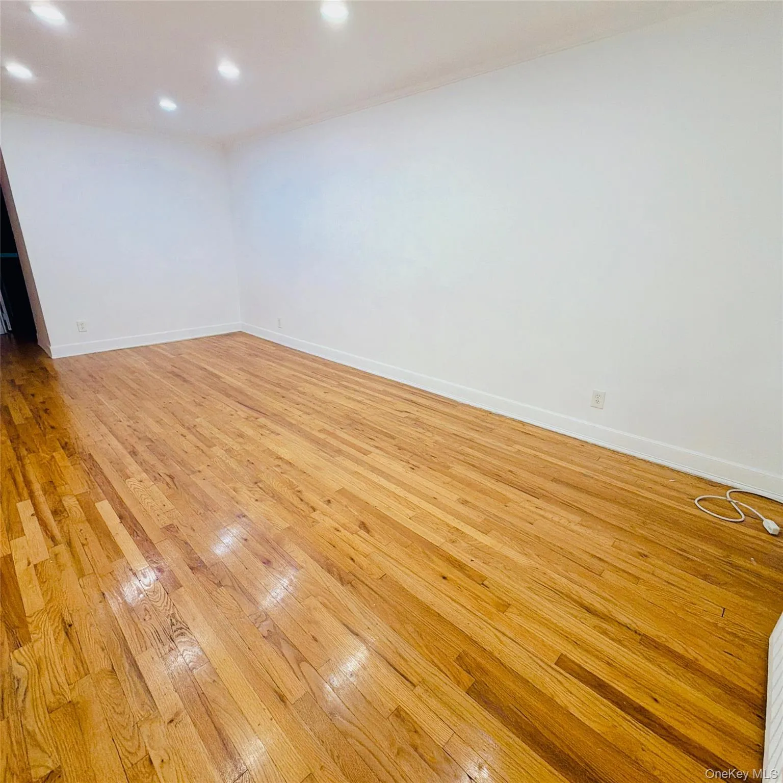 79-10 150th Street, New York, NY, 2 Bedrooms Bedrooms, 4 Rooms Rooms,1 BathroomBathrooms,Residential Lease,For Rent,150th,0,1061925 79-10 150th Street, New York, NY, 2 Bedrooms Bedrooms, 4 Rooms Rooms,1 BathroomBathrooms,Residential Lease,For Rent,150th,0,1061925