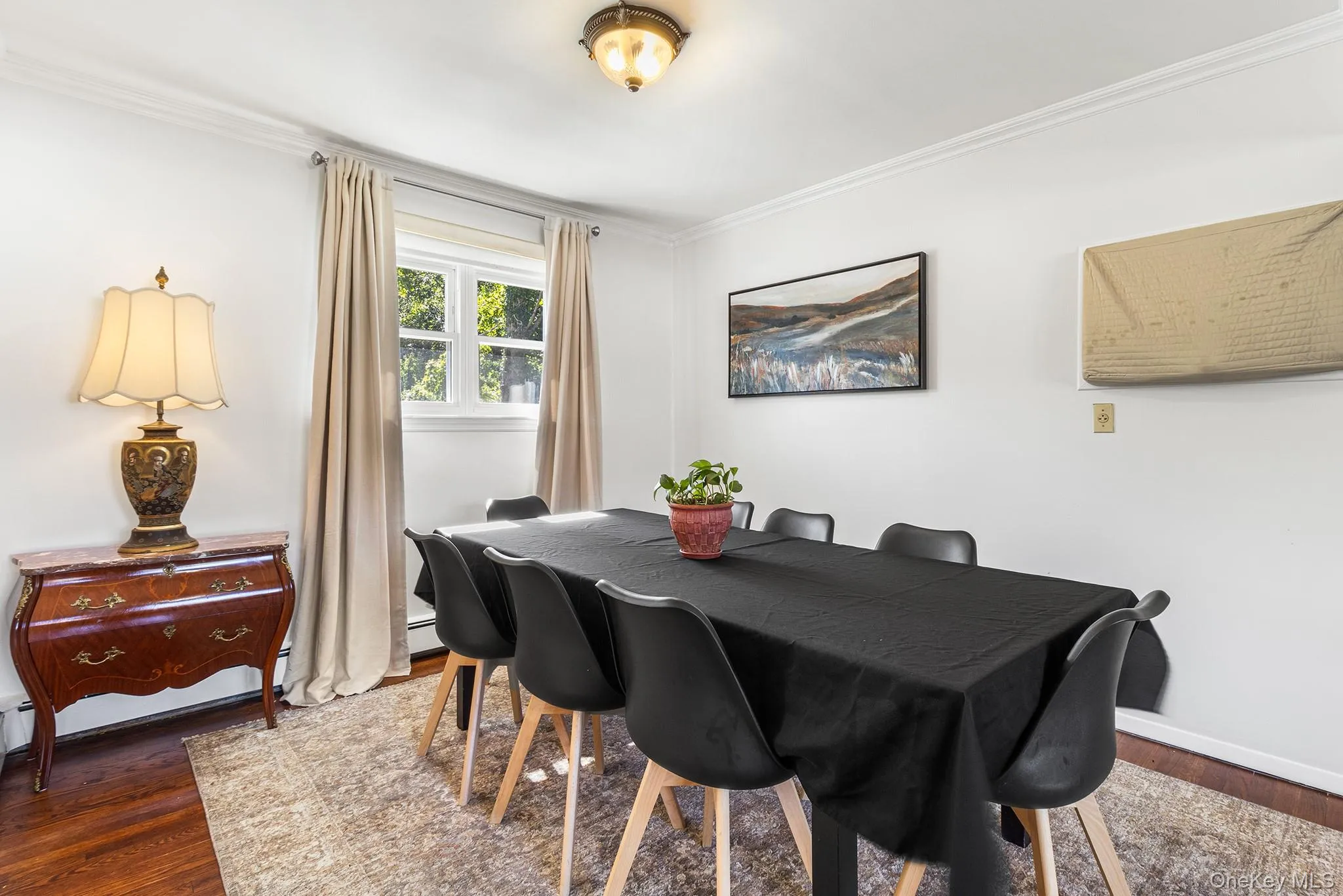 12 Bryan Street, Huntington, NY, 4 Bedrooms Bedrooms, 8 Rooms Rooms,2 BathroomsBathrooms,Residential,For Rent,Bryan,0,1061938 12 Bryan Street, Huntington, NY, 4 Bedrooms Bedrooms, 8 Rooms Rooms,2 BathroomsBathrooms,Residential,For Rent,Bryan,0,1061938