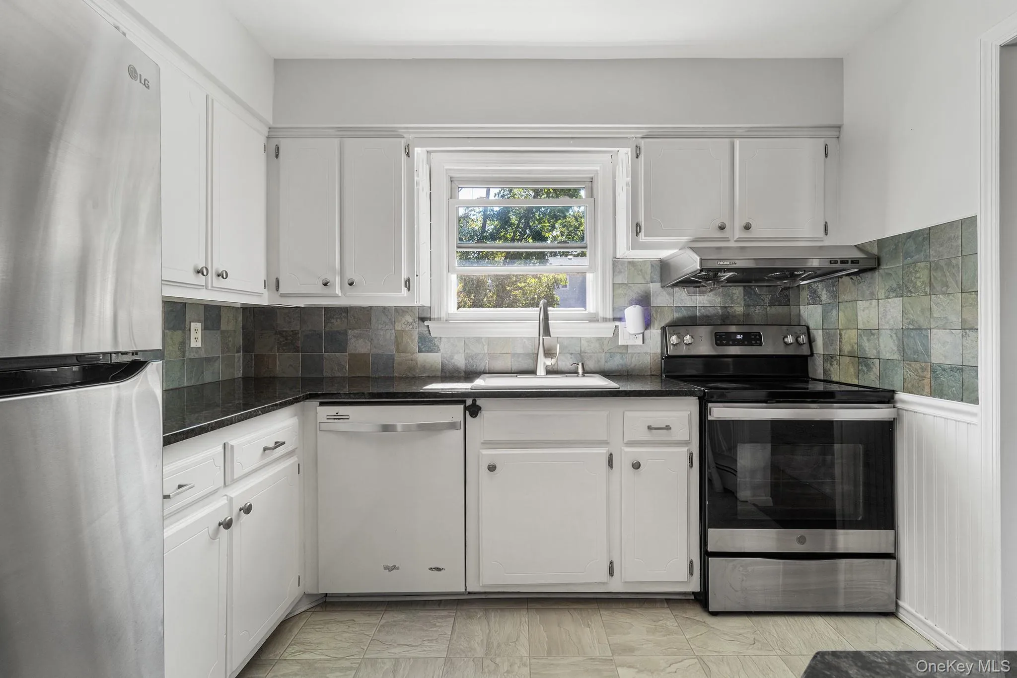 12 Bryan Street, Huntington, NY, 4 Bedrooms Bedrooms, 8 Rooms Rooms,2 BathroomsBathrooms,Residential,For Rent,Bryan,0,1061938 12 Bryan Street, Huntington, NY, 4 Bedrooms Bedrooms, 8 Rooms Rooms,2 BathroomsBathrooms,Residential,For Rent,Bryan,0,1061938