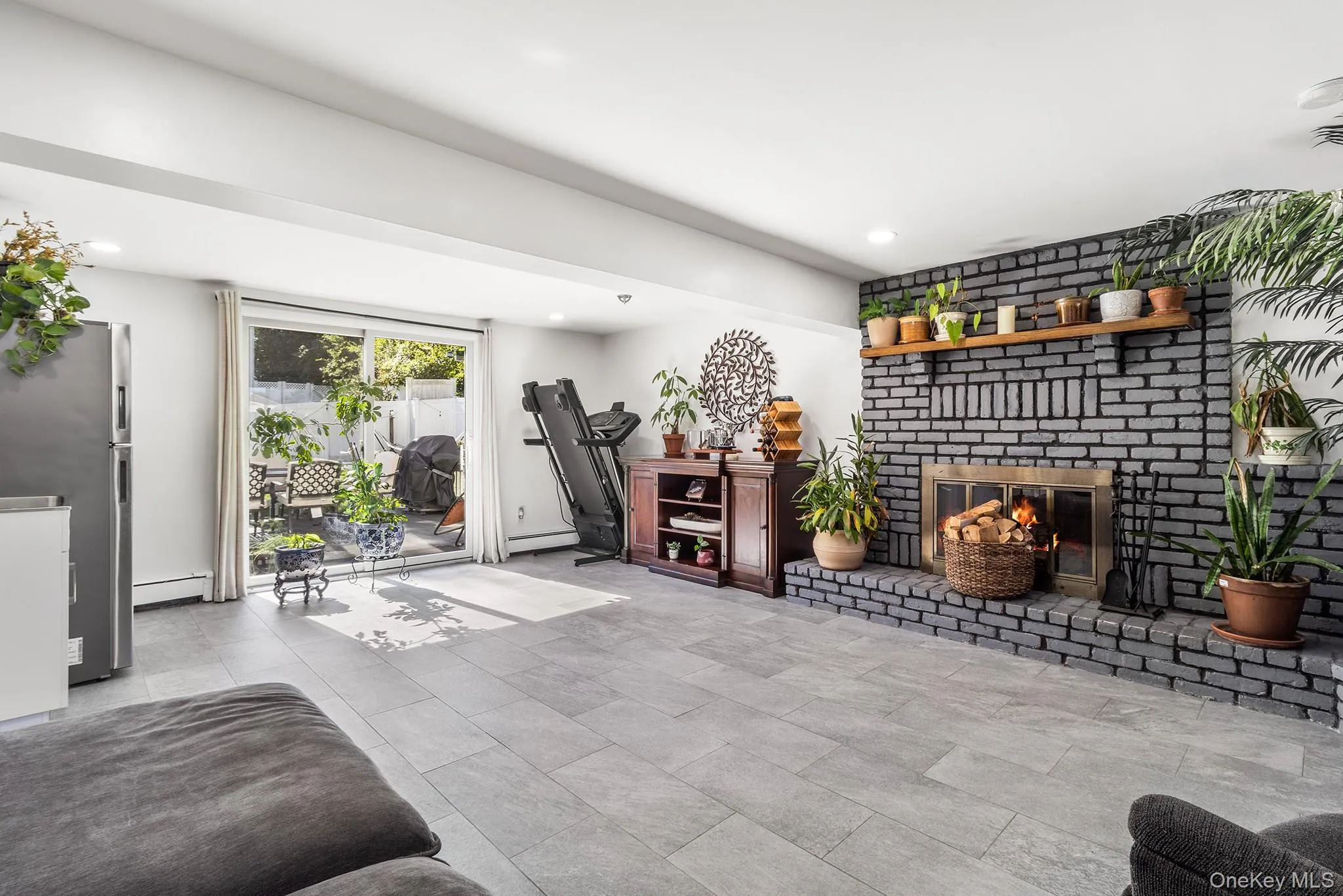 12 Bryan Street, Huntington, NY, 4 Bedrooms Bedrooms, 8 Rooms Rooms,2 BathroomsBathrooms,Residential,For Rent,Bryan,0,1061938 12 Bryan Street, Huntington, NY, 4 Bedrooms Bedrooms, 8 Rooms Rooms,2 BathroomsBathrooms,Residential,For Rent,Bryan,0,1061938