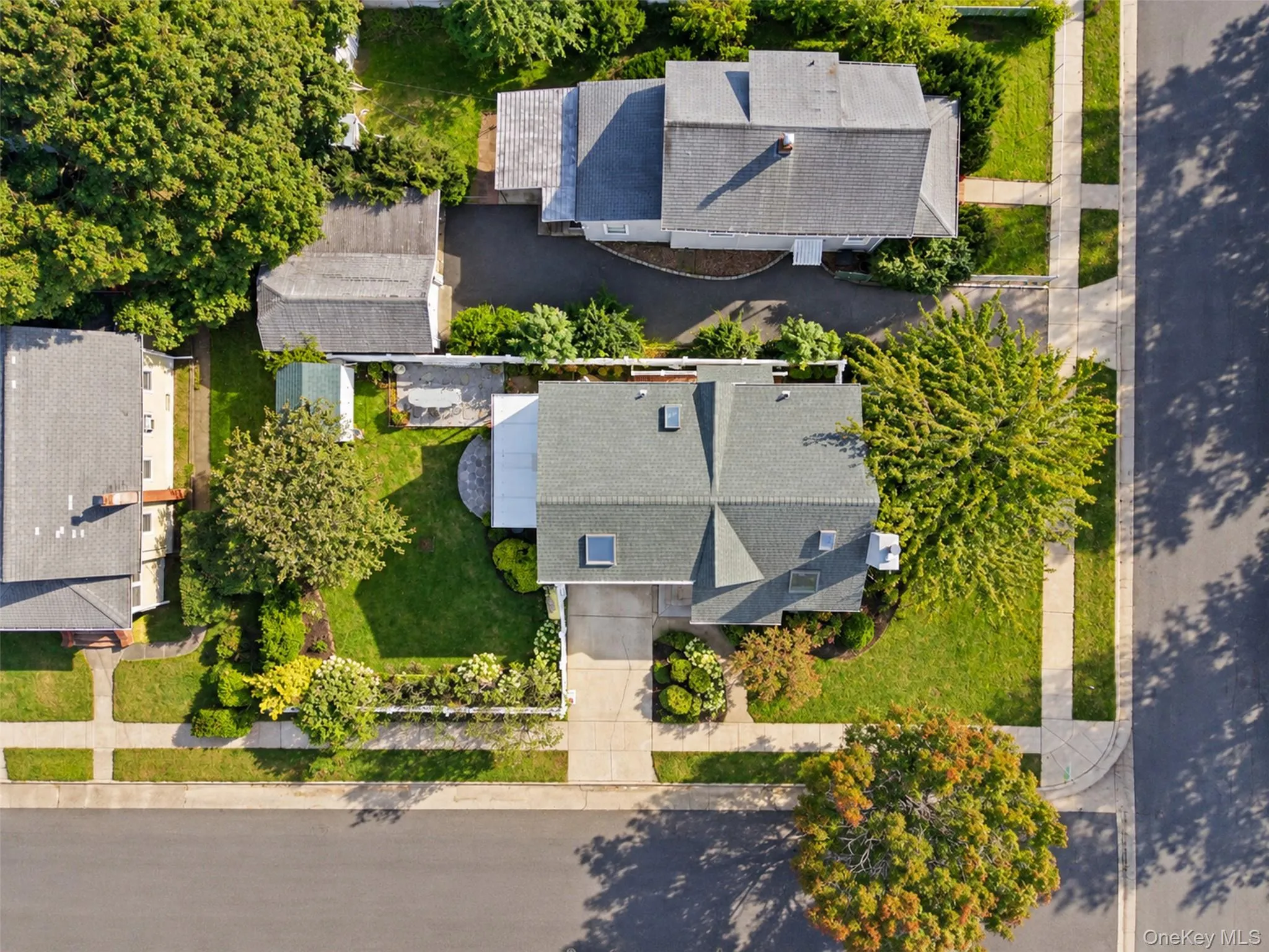 101 Tulip Place, Hempstead, NY, 4 Bedrooms Bedrooms, 6 Rooms Rooms,2 BathroomsBathrooms,Residential,For Rent,Tulip,0,1061942 101 Tulip Place, Hempstead, NY, 4 Bedrooms Bedrooms, 6 Rooms Rooms,2 BathroomsBathrooms,Residential,For Rent,Tulip,0,1061942