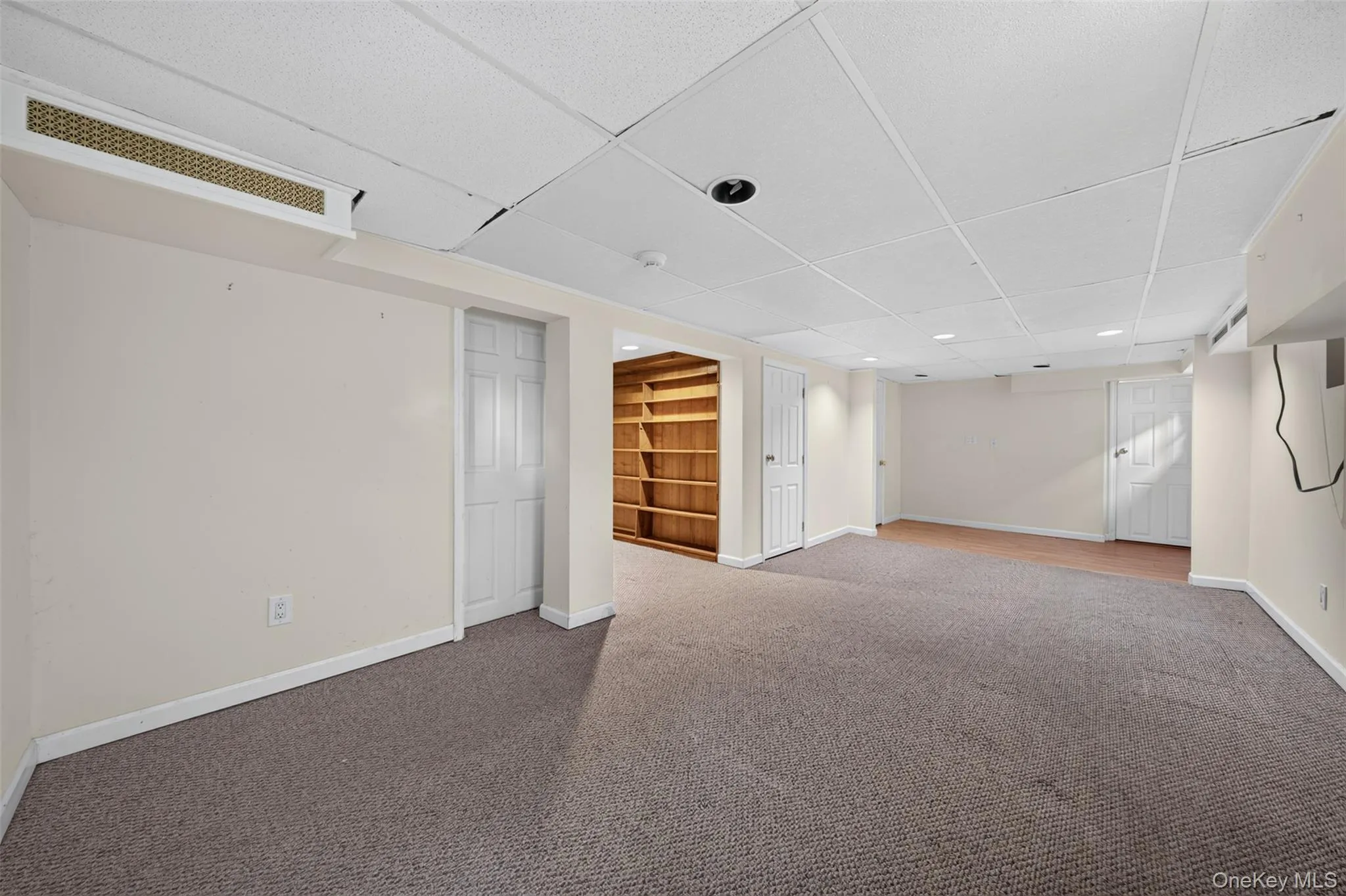 101 Tulip Place, Hempstead, NY, 4 Bedrooms Bedrooms, 6 Rooms Rooms,2 BathroomsBathrooms,Residential,For Rent,Tulip,0,1061942 101 Tulip Place, Hempstead, NY, 4 Bedrooms Bedrooms, 6 Rooms Rooms,2 BathroomsBathrooms,Residential,For Rent,Tulip,0,1061942