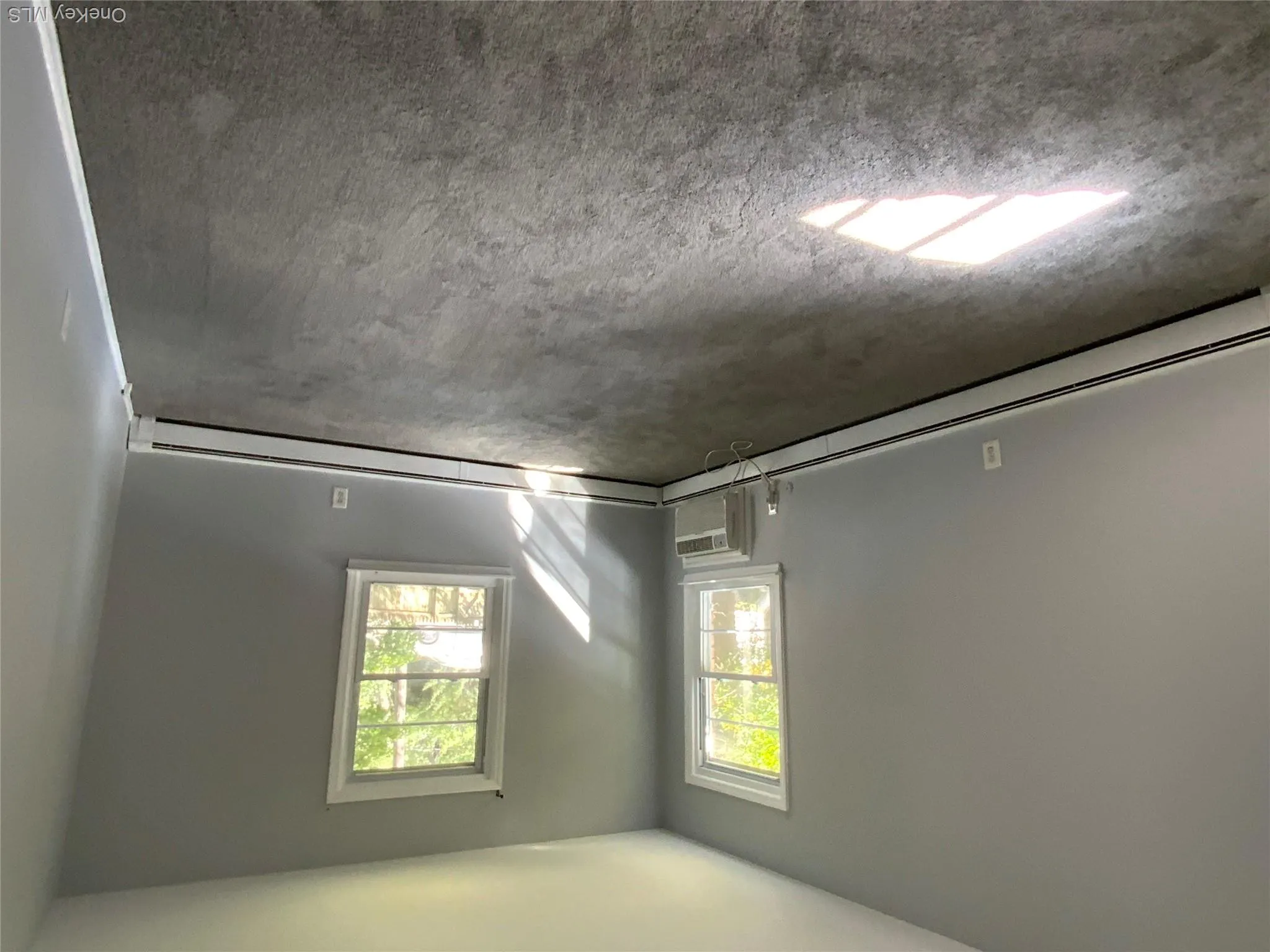 2710 South Road, Poughkeepsie, NY, 1 Bedroom Bedrooms, 4 Room Rooms,1 BathroomBathrooms,Residential Lease,For Rent,South,0,1061947 2710 South Road, Poughkeepsie, NY, 1 Bedroom Bedrooms, 4 Room Rooms,1 BathroomBathrooms,Residential Lease,For Rent,South,0,1061947