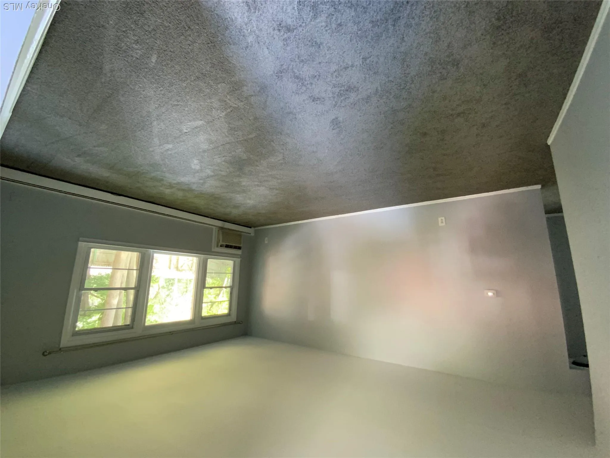 2710 South Road, Poughkeepsie, NY, 1 Bedroom Bedrooms, 4 Room Rooms,1 BathroomBathrooms,Residential Lease,For Rent,South,0,1061947 2710 South Road, Poughkeepsie, NY, 1 Bedroom Bedrooms, 4 Room Rooms,1 BathroomBathrooms,Residential Lease,For Rent,South,0,1061947