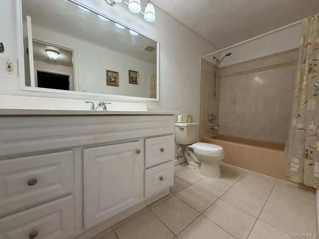 158 Cambridge Drive, Brookhaven, NY, 2 Bedroom Bedrooms, 8 Room Rooms,1 BathroomBathrooms,Residential Lease,For Rent,Cambridge,0,1061957 158 Cambridge Drive, Brookhaven, NY, 2 Bedroom Bedrooms, 8 Room Rooms,1 BathroomBathrooms,Residential Lease,For Rent,Cambridge,0,1061957