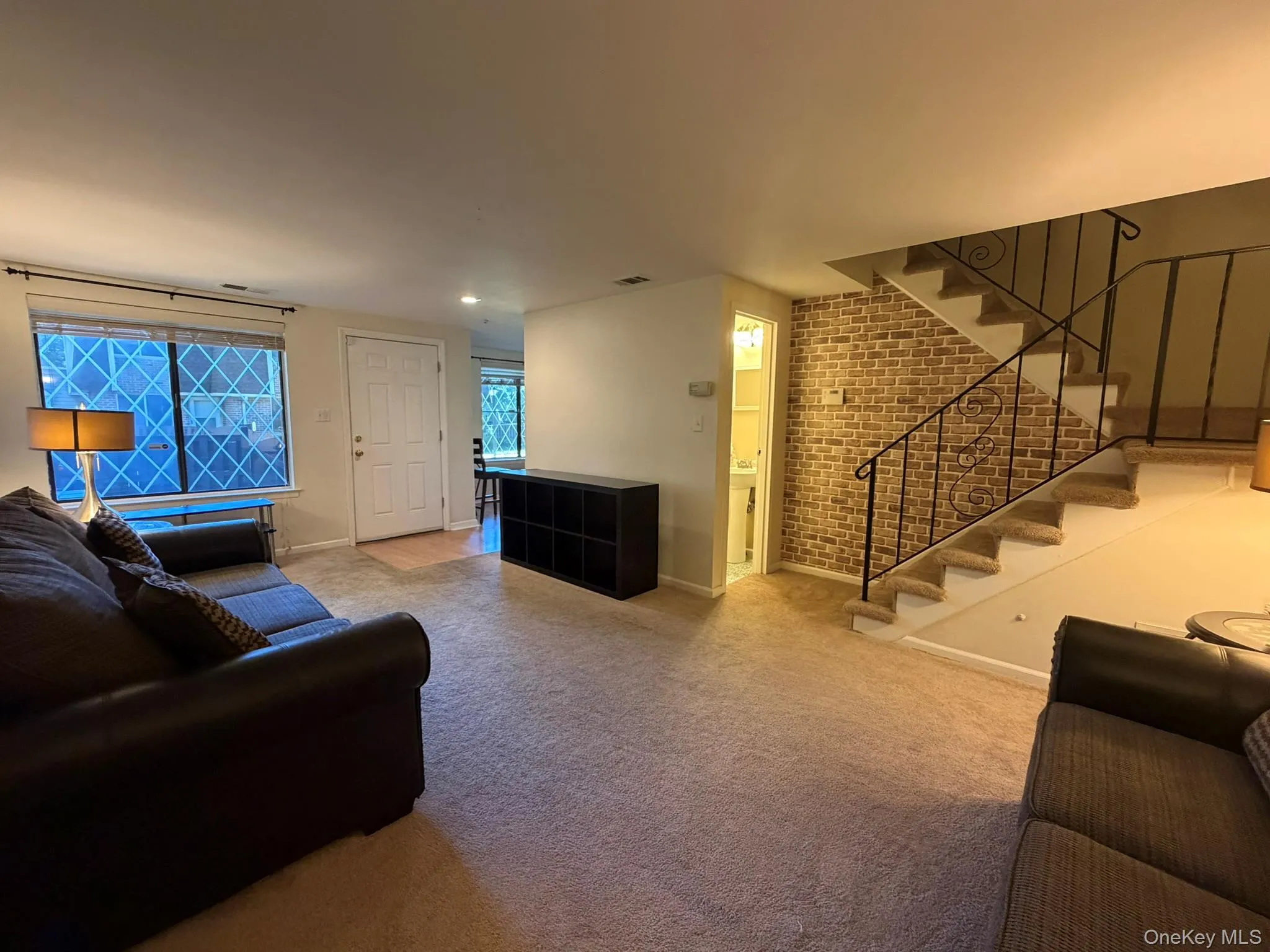 158 Cambridge Drive, Brookhaven, NY, 2 Bedroom Bedrooms, 8 Room Rooms,1 BathroomBathrooms,Residential Lease,For Rent,Cambridge,0,1061957 158 Cambridge Drive, Brookhaven, NY, 2 Bedroom Bedrooms, 8 Room Rooms,1 BathroomBathrooms,Residential Lease,For Rent,Cambridge,0,1061957