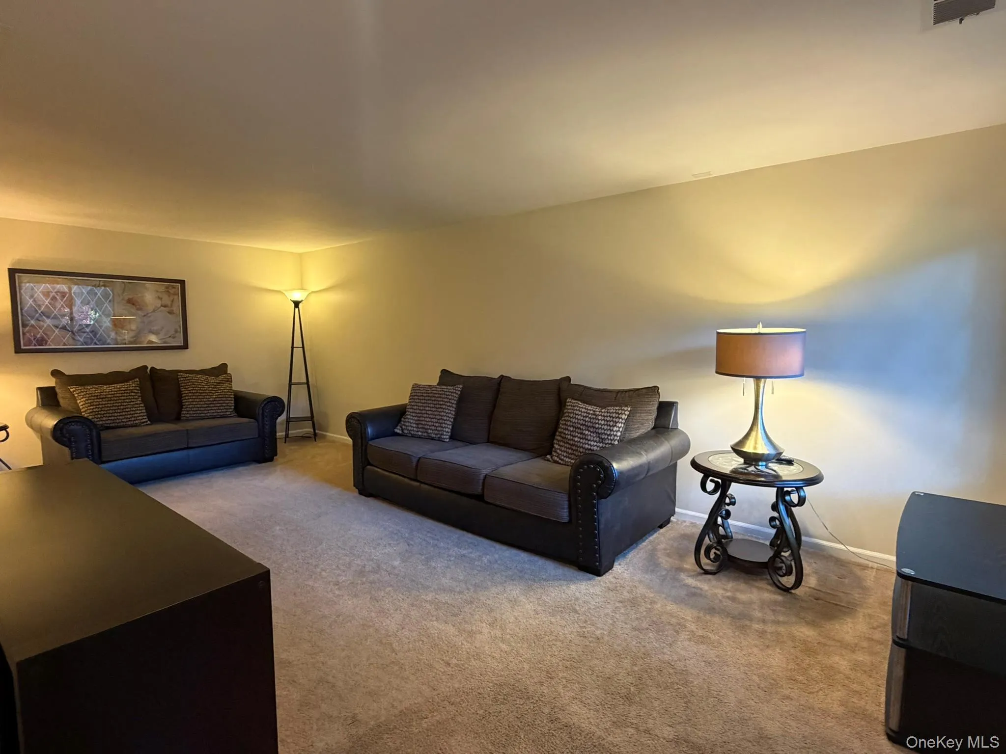 158 Cambridge Drive, Brookhaven, NY, 2 Bedroom Bedrooms, 8 Room Rooms,1 BathroomBathrooms,Residential Lease,For Rent,Cambridge,0,1061957 158 Cambridge Drive, Brookhaven, NY, 2 Bedroom Bedrooms, 8 Room Rooms,1 BathroomBathrooms,Residential Lease,For Rent,Cambridge,0,1061957