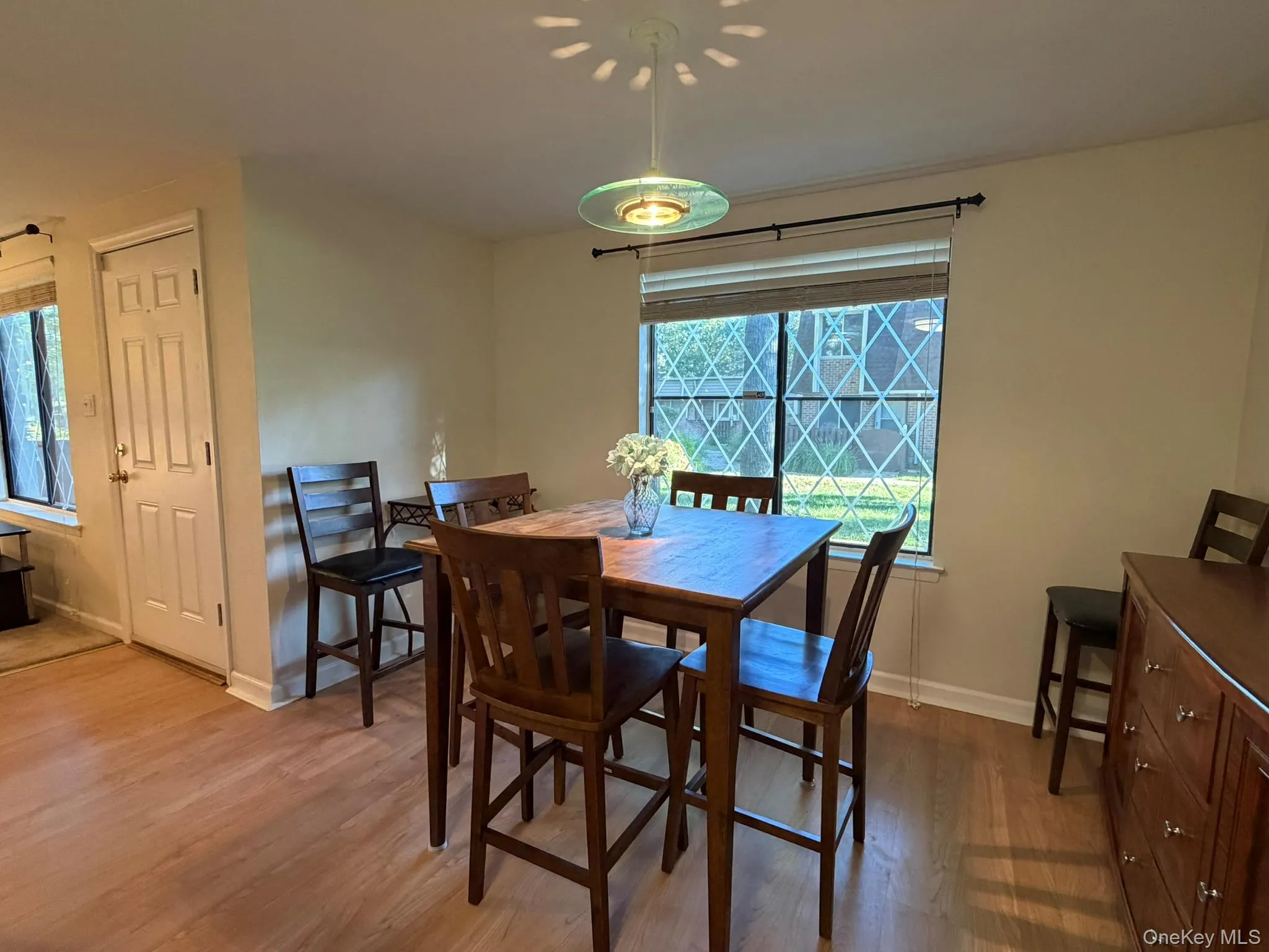 158 Cambridge Drive, Brookhaven, NY, 2 Bedroom Bedrooms, 8 Room Rooms,1 BathroomBathrooms,Residential Lease,For Rent,Cambridge,0,1061957 158 Cambridge Drive, Brookhaven, NY, 2 Bedroom Bedrooms, 8 Room Rooms,1 BathroomBathrooms,Residential Lease,For Rent,Cambridge,0,1061957