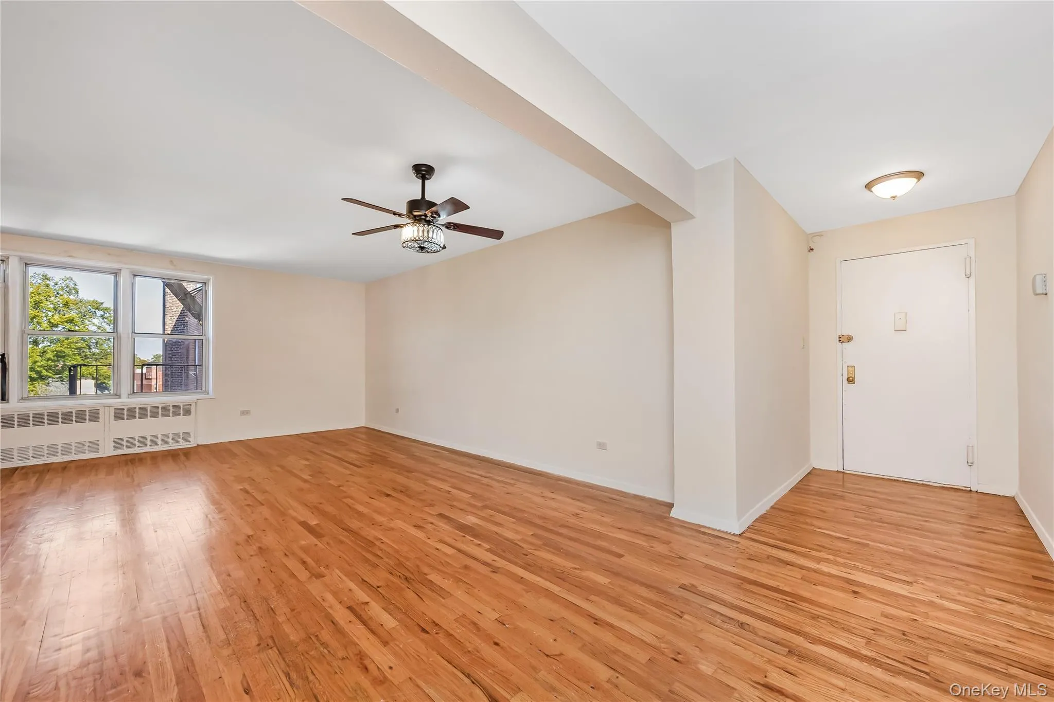 83-36 Beverly Road, New York, NY, 2 Bedrooms Bedrooms, 4 Rooms Rooms,1 BathroomBathrooms,Residential,For Rent,Beverly,0,1061958 83-36 Beverly Road, New York, NY, 2 Bedrooms Bedrooms, 4 Rooms Rooms,1 BathroomBathrooms,Residential,For Rent,Beverly,0,1061958