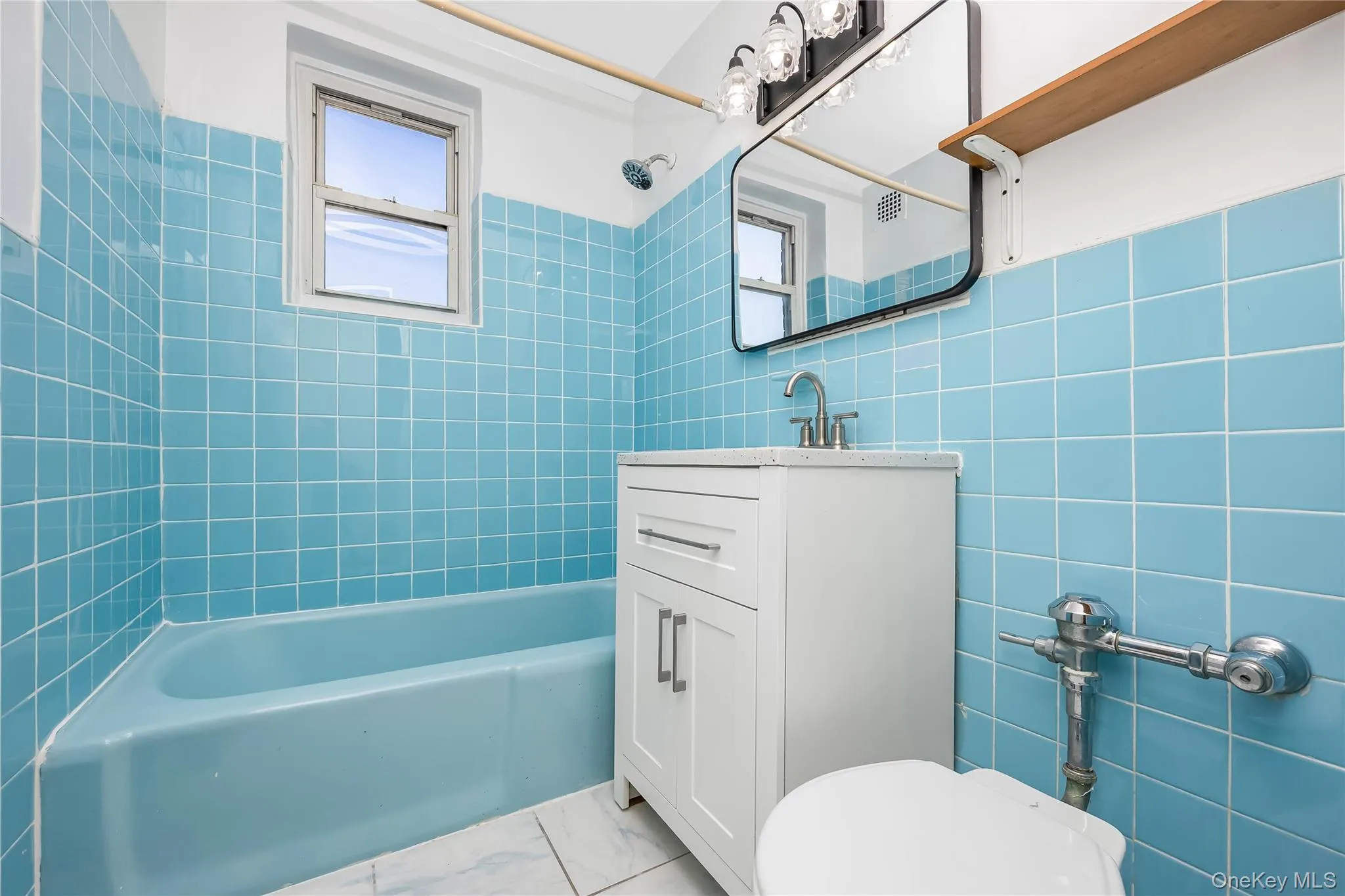83-36 Beverly Road, New York, NY, 2 Bedrooms Bedrooms, 4 Rooms Rooms,1 BathroomBathrooms,Residential,For Rent,Beverly,0,1061958 83-36 Beverly Road, New York, NY, 2 Bedrooms Bedrooms, 4 Rooms Rooms,1 BathroomBathrooms,Residential,For Rent,Beverly,0,1061958
