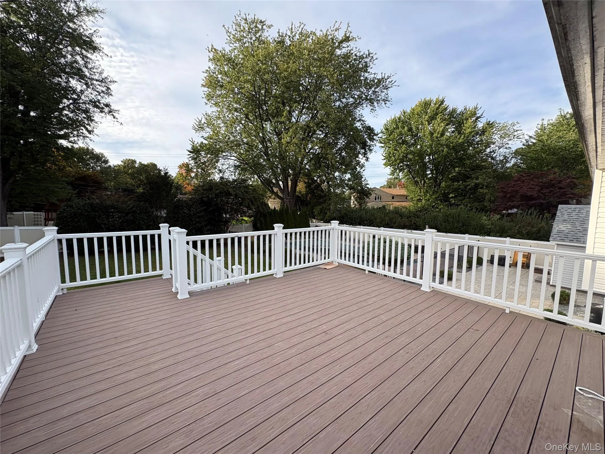6 Warbler Lane, Smithtown, NY, 4 Bedroom Bedrooms, 8 Room Rooms,2 BathroomBathrooms,Residential Lease,For Rent,Warbler,0,1061992 6 Warbler Lane, Smithtown, NY, 4 Bedroom Bedrooms, 8 Room Rooms,2 BathroomBathrooms,Residential Lease,For Rent,Warbler,0,1061992