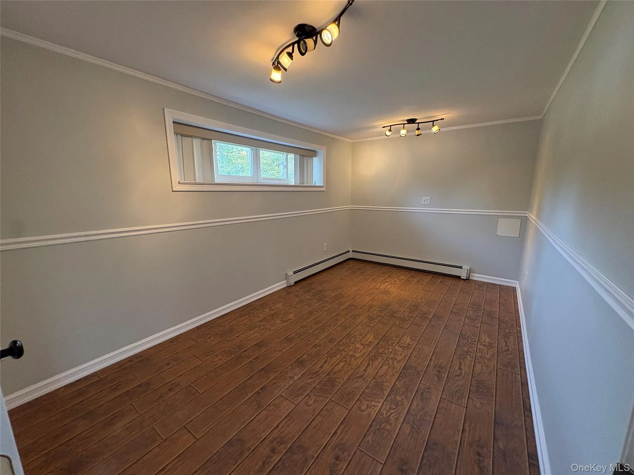 6 Warbler Lane, Smithtown, NY, 4 Bedroom Bedrooms, 8 Room Rooms,2 BathroomBathrooms,Residential Lease,For Rent,Warbler,0,1061992 6 Warbler Lane, Smithtown, NY, 4 Bedroom Bedrooms, 8 Room Rooms,2 BathroomBathrooms,Residential Lease,For Rent,Warbler,0,1061992