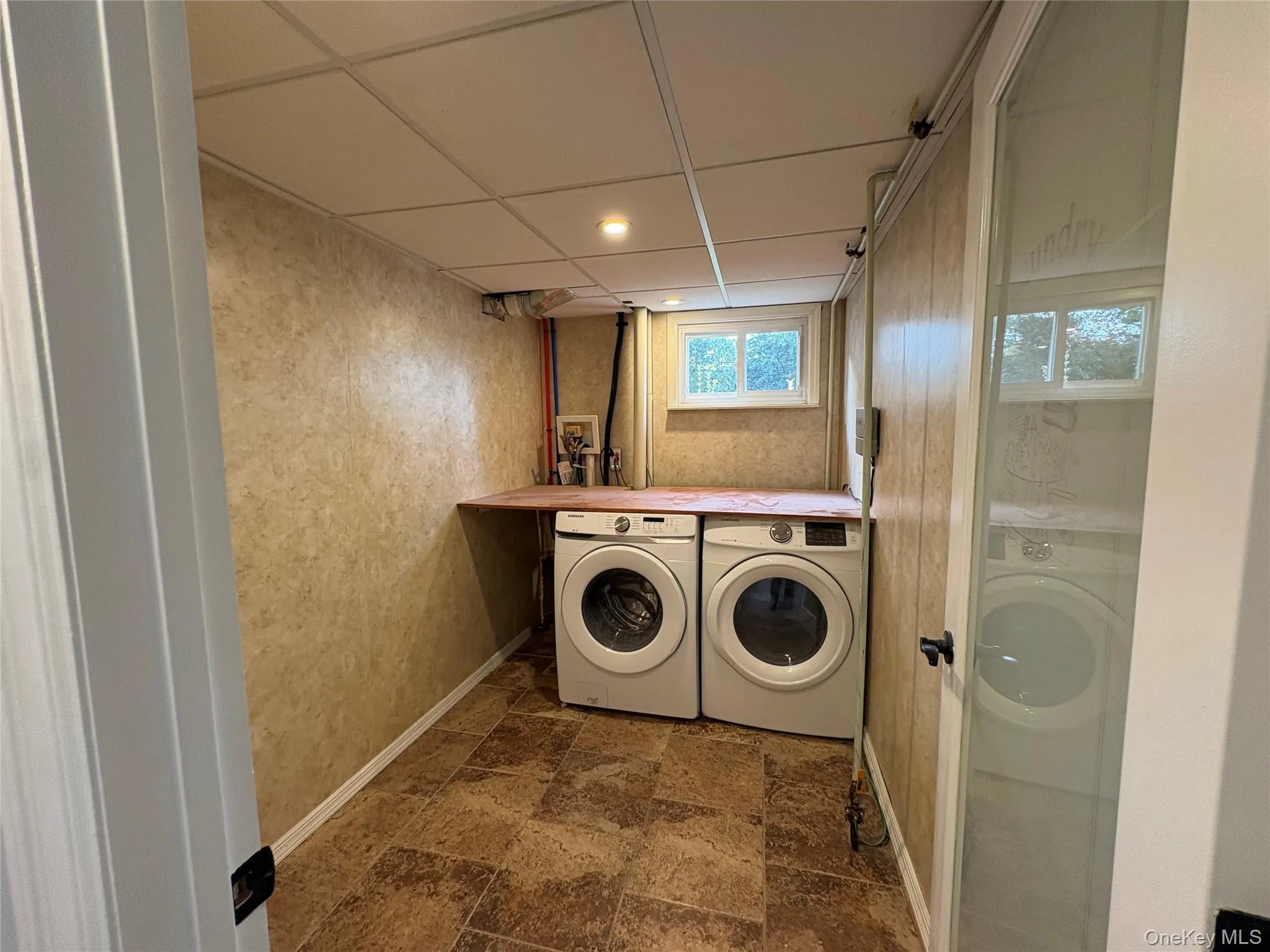 6 Warbler Lane, Smithtown, NY, 4 Bedroom Bedrooms, 8 Room Rooms,2 BathroomBathrooms,Residential Lease,For Rent,Warbler,0,1061992 6 Warbler Lane, Smithtown, NY, 4 Bedroom Bedrooms, 8 Room Rooms,2 BathroomBathrooms,Residential Lease,For Rent,Warbler,0,1061992