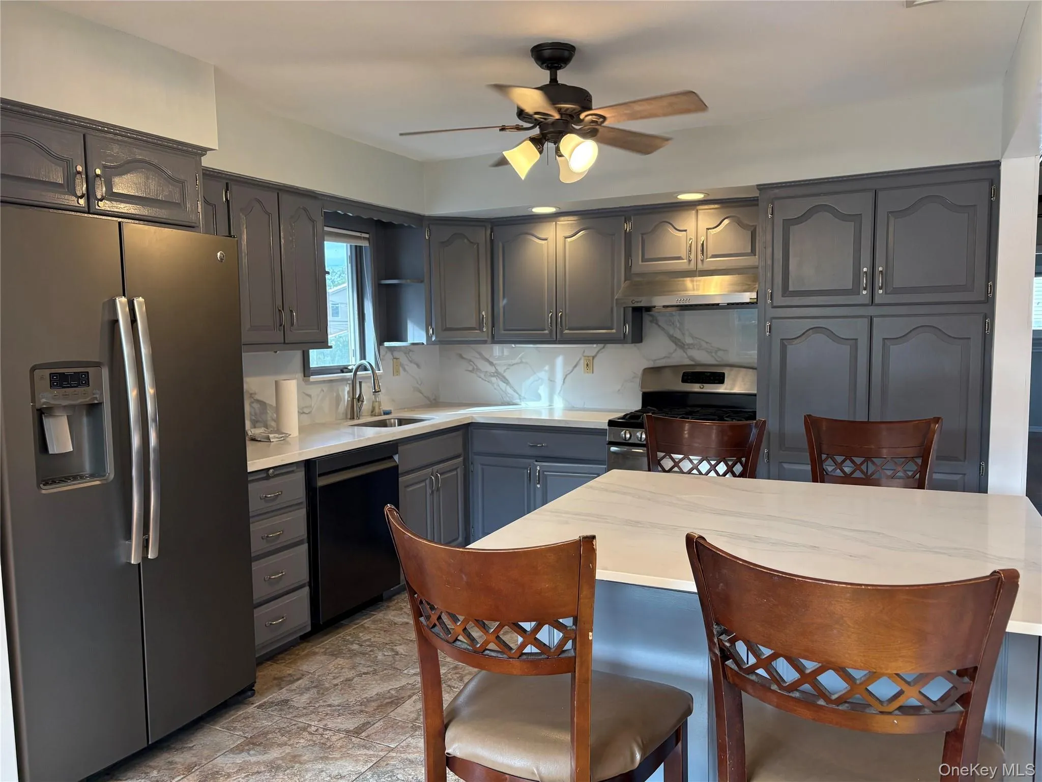 6 Warbler Lane, Smithtown, NY, 4 Bedroom Bedrooms, 8 Room Rooms,2 BathroomBathrooms,Residential Lease,For Rent,Warbler,0,1061992 6 Warbler Lane, Smithtown, NY, 4 Bedroom Bedrooms, 8 Room Rooms,2 BathroomBathrooms,Residential Lease,For Rent,Warbler,0,1061992