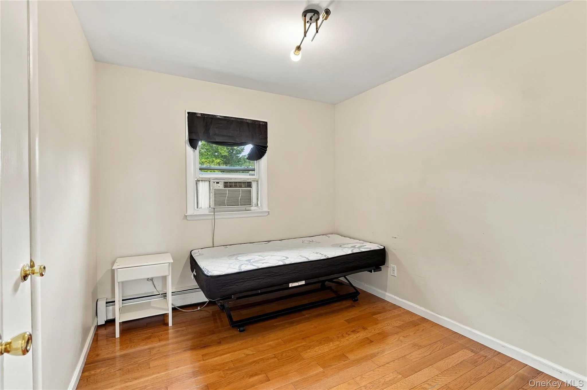 8 Sutherland Drive, Monroe, NY, 4 Bedrooms Bedrooms, 8 Rooms Rooms,2 BathroomsBathrooms,Residential,For Rent,Sutherland,0,1062004 8 Sutherland Drive, Monroe, NY, 4 Bedrooms Bedrooms, 8 Rooms Rooms,2 BathroomsBathrooms,Residential,For Rent,Sutherland,0,1062004