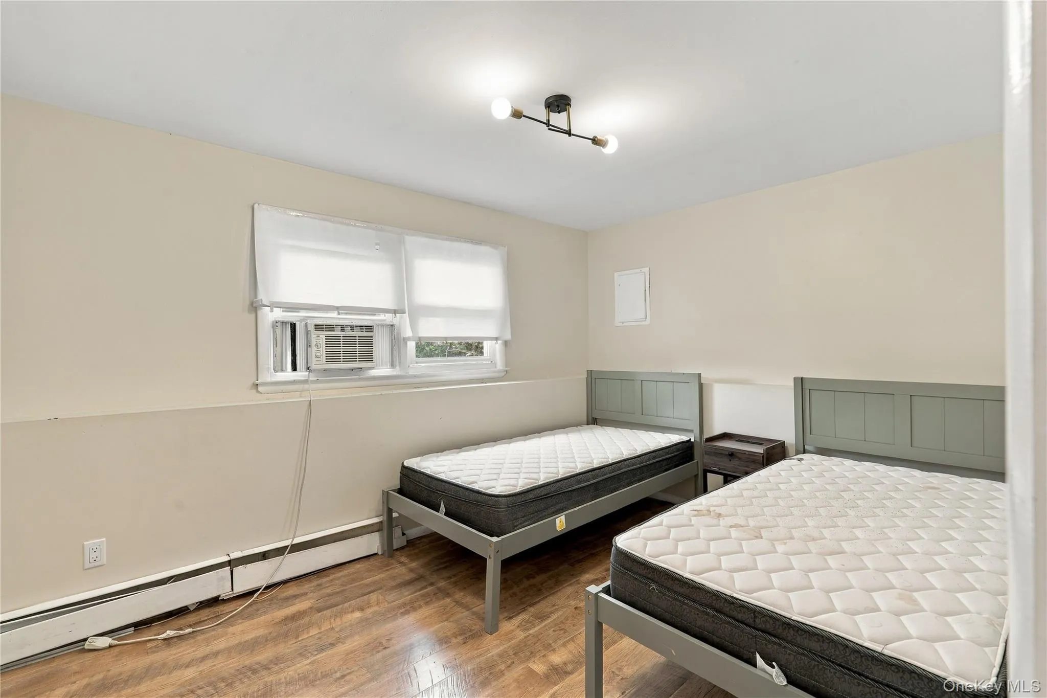 8 Sutherland Drive, Monroe, NY, 4 Bedrooms Bedrooms, 8 Rooms Rooms,2 BathroomsBathrooms,Residential,For Rent,Sutherland,0,1062004 8 Sutherland Drive, Monroe, NY, 4 Bedrooms Bedrooms, 8 Rooms Rooms,2 BathroomsBathrooms,Residential,For Rent,Sutherland,0,1062004