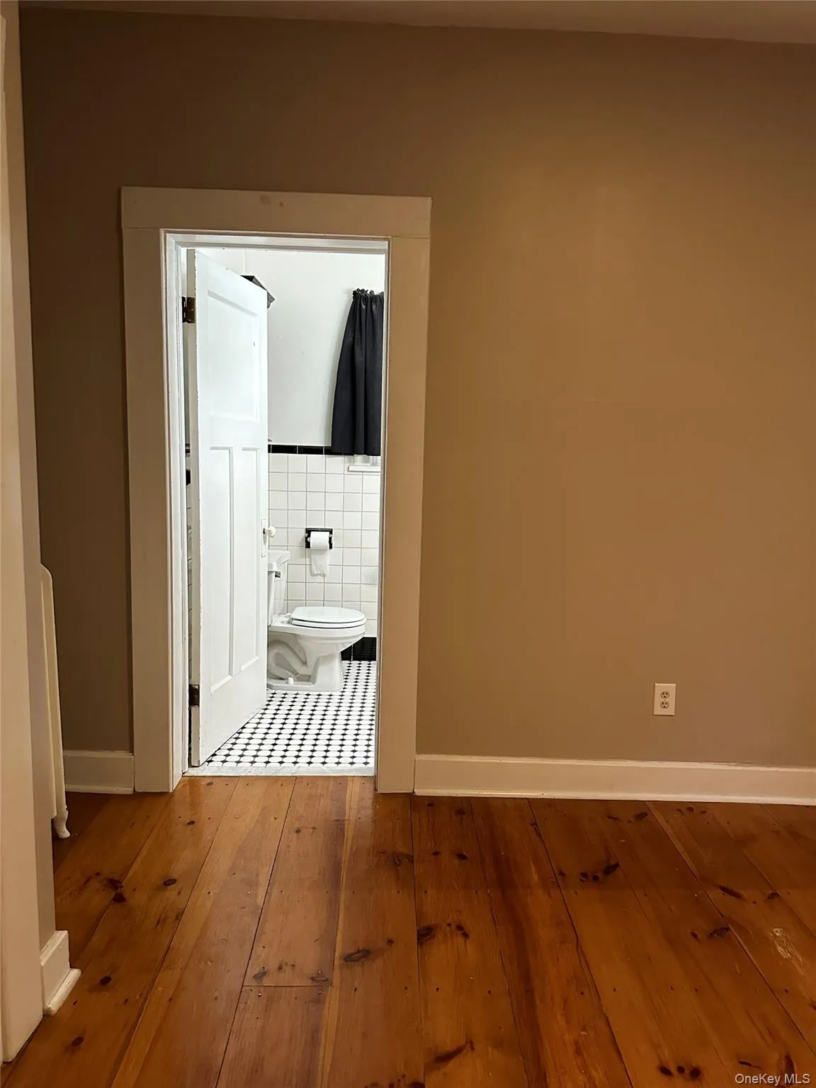 65 North Street, Newburgh (city), NY, 1 Bedroom Bedrooms, 4 Room Rooms,1 BathroomBathrooms,Residential Lease,For Rent,North,0,1062013 65 North Street, Newburgh (city), NY, 1 Bedroom Bedrooms, 4 Room Rooms,1 BathroomBathrooms,Residential Lease,For Rent,North,0,1062013