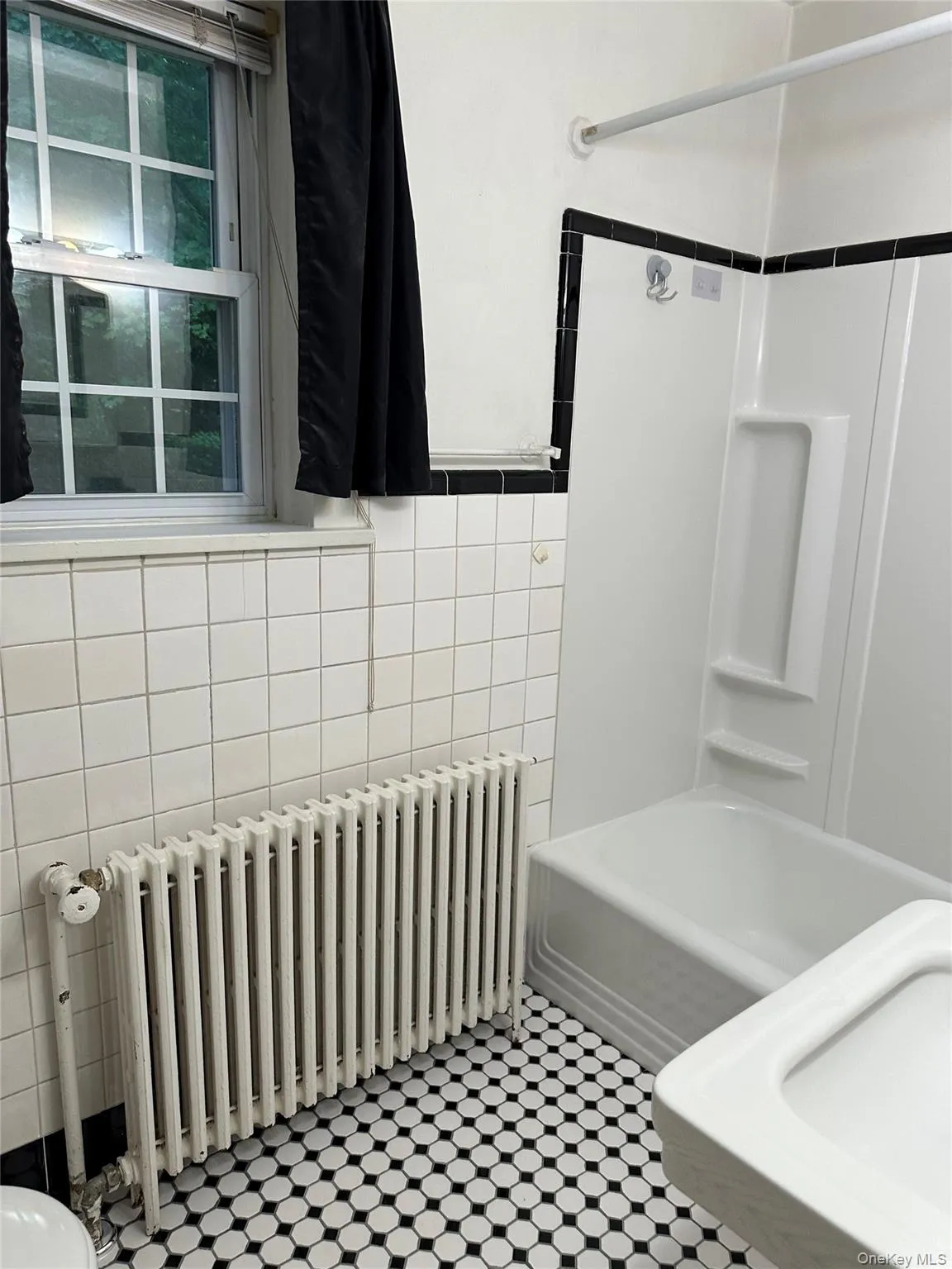 65 North Street, Newburgh (city), NY, 1 Bedroom Bedrooms, 4 Room Rooms,1 BathroomBathrooms,Residential Lease,For Rent,North,0,1062013 65 North Street, Newburgh (city), NY, 1 Bedroom Bedrooms, 4 Room Rooms,1 BathroomBathrooms,Residential Lease,For Rent,North,0,1062013