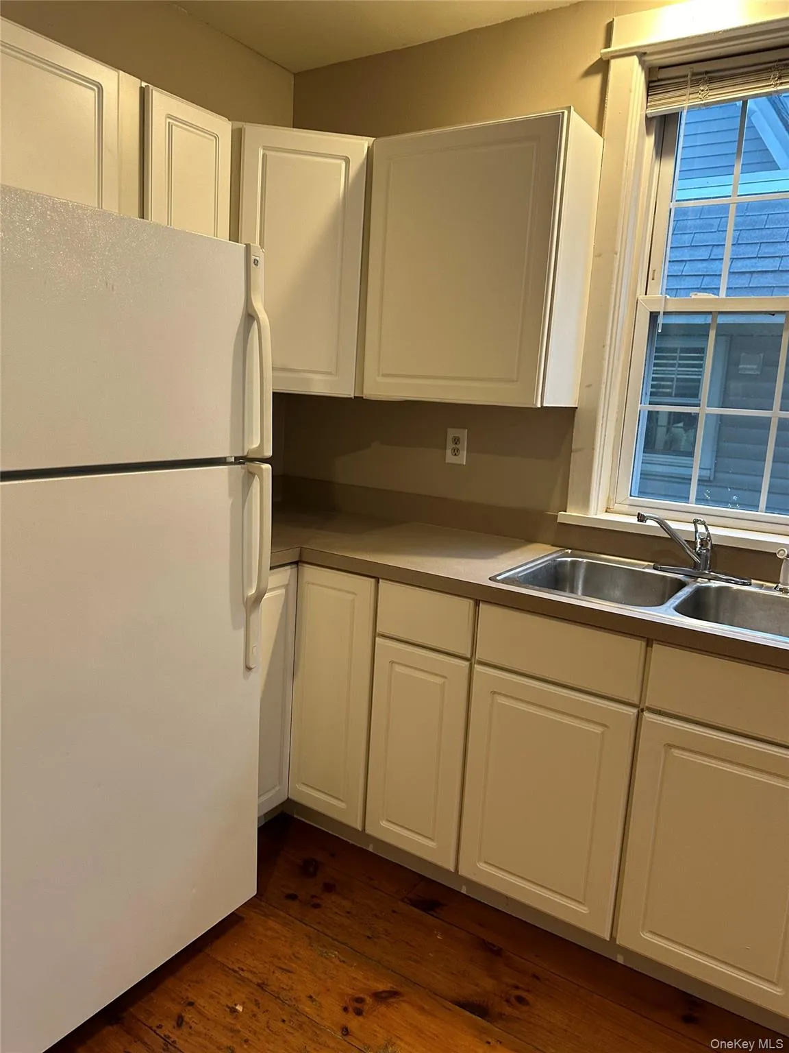 65 North Street, Newburgh (city), NY, 1 Bedroom Bedrooms, 4 Room Rooms,1 BathroomBathrooms,Residential Lease,For Rent,North,0,1062013 65 North Street, Newburgh (city), NY, 1 Bedroom Bedrooms, 4 Room Rooms,1 BathroomBathrooms,Residential Lease,For Rent,North,0,1062013
