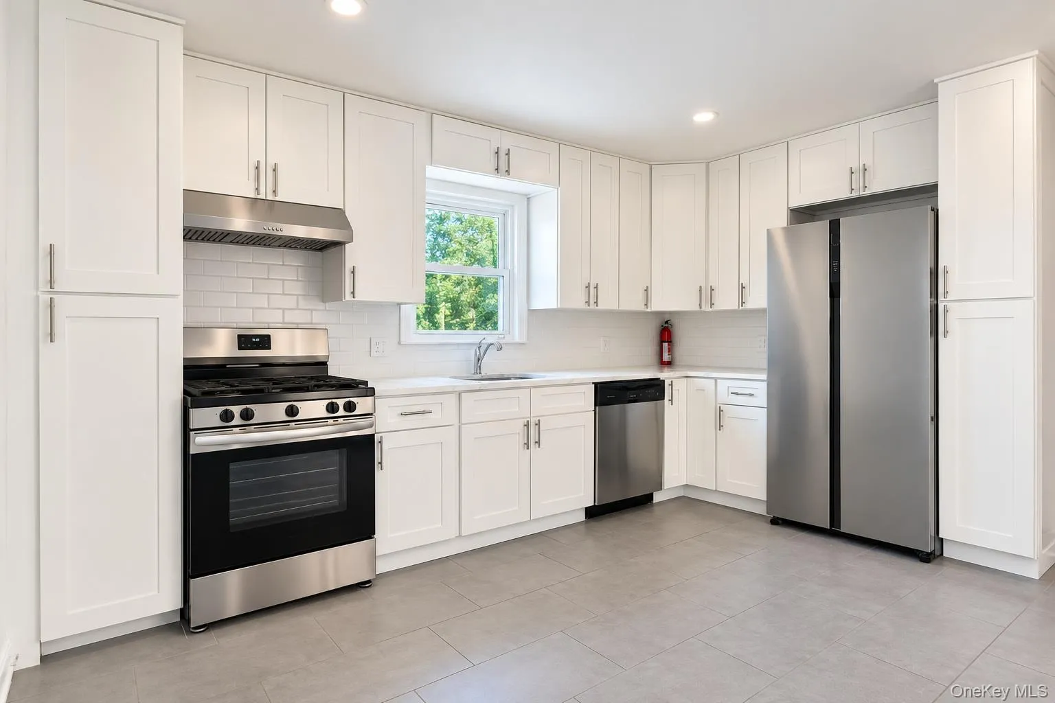 152 Harrison Avenue, Yonkers, NY, 3 Bedroom Bedrooms, 6 Room Rooms,1 BathroomBathrooms,Residential Lease,For Rent,Harrison,0,1062015 152 Harrison Avenue, Yonkers, NY, 3 Bedroom Bedrooms, 6 Room Rooms,1 BathroomBathrooms,Residential Lease,For Rent,Harrison,0,1062015