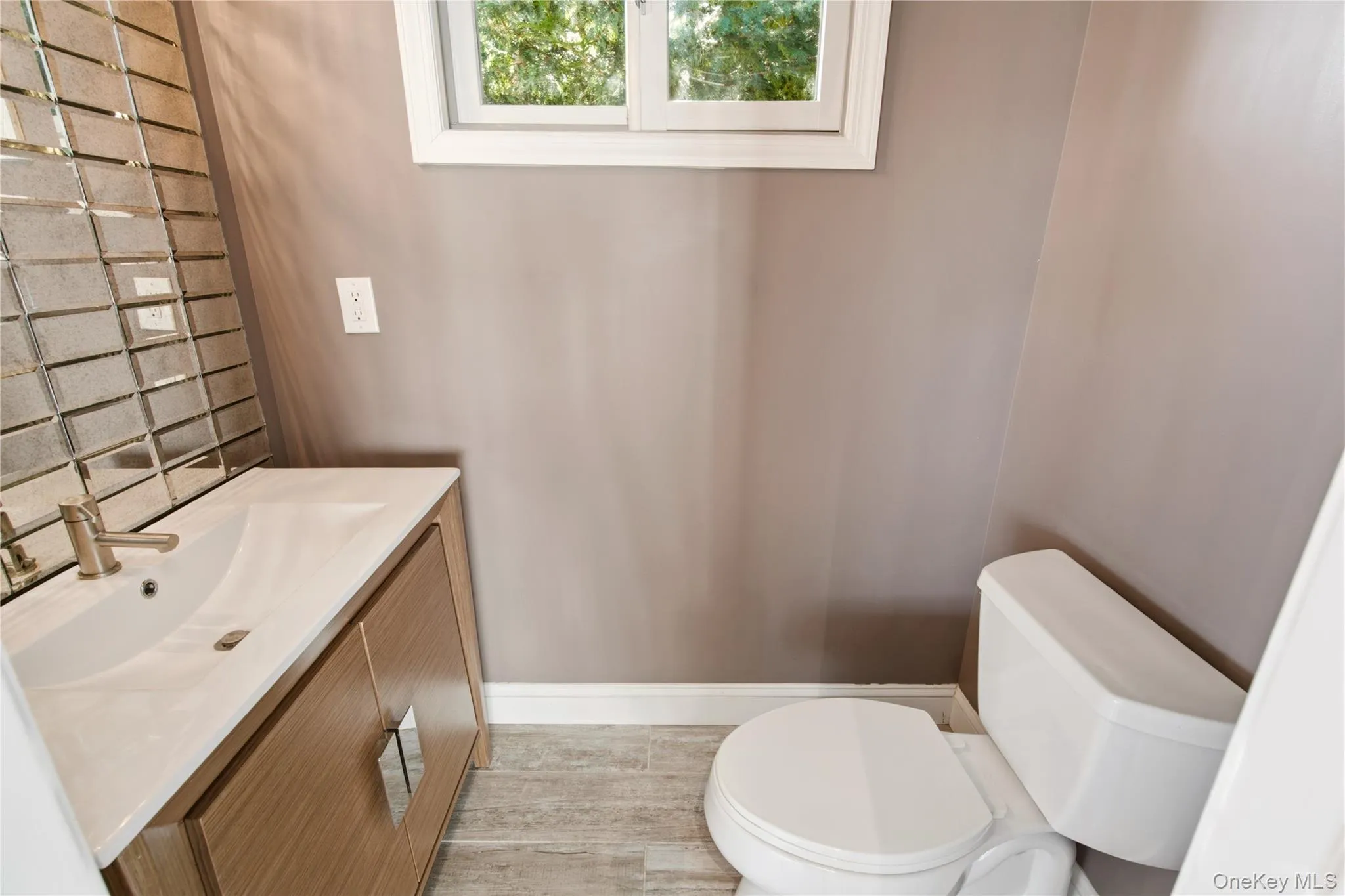 565 Mc Kinley Terrace, Huntington, NY, 5 Bedrooms Bedrooms, 11 Rooms Rooms,3 BathroomsBathrooms,Residential,For Rent,Mc Kinley,0,1062026 565 Mc Kinley Terrace, Huntington, NY, 5 Bedrooms Bedrooms, 11 Rooms Rooms,3 BathroomsBathrooms,Residential,For Rent,Mc Kinley,0,1062026