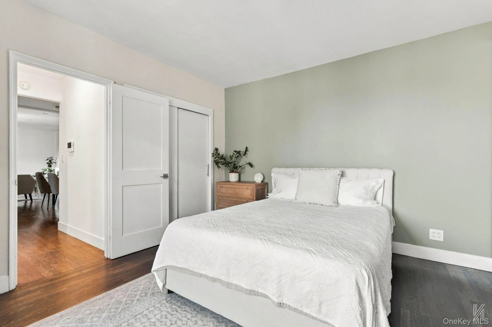88-09 Northern Boulevard, New York, NY, 1 Bedroom Bedrooms, 3 Rooms Rooms,1 BathroomBathrooms,Residential,For Rent,Northern,0,1062032 88-09 Northern Boulevard, New York, NY, 1 Bedroom Bedrooms, 3 Rooms Rooms,1 BathroomBathrooms,Residential,For Rent,Northern,0,1062032