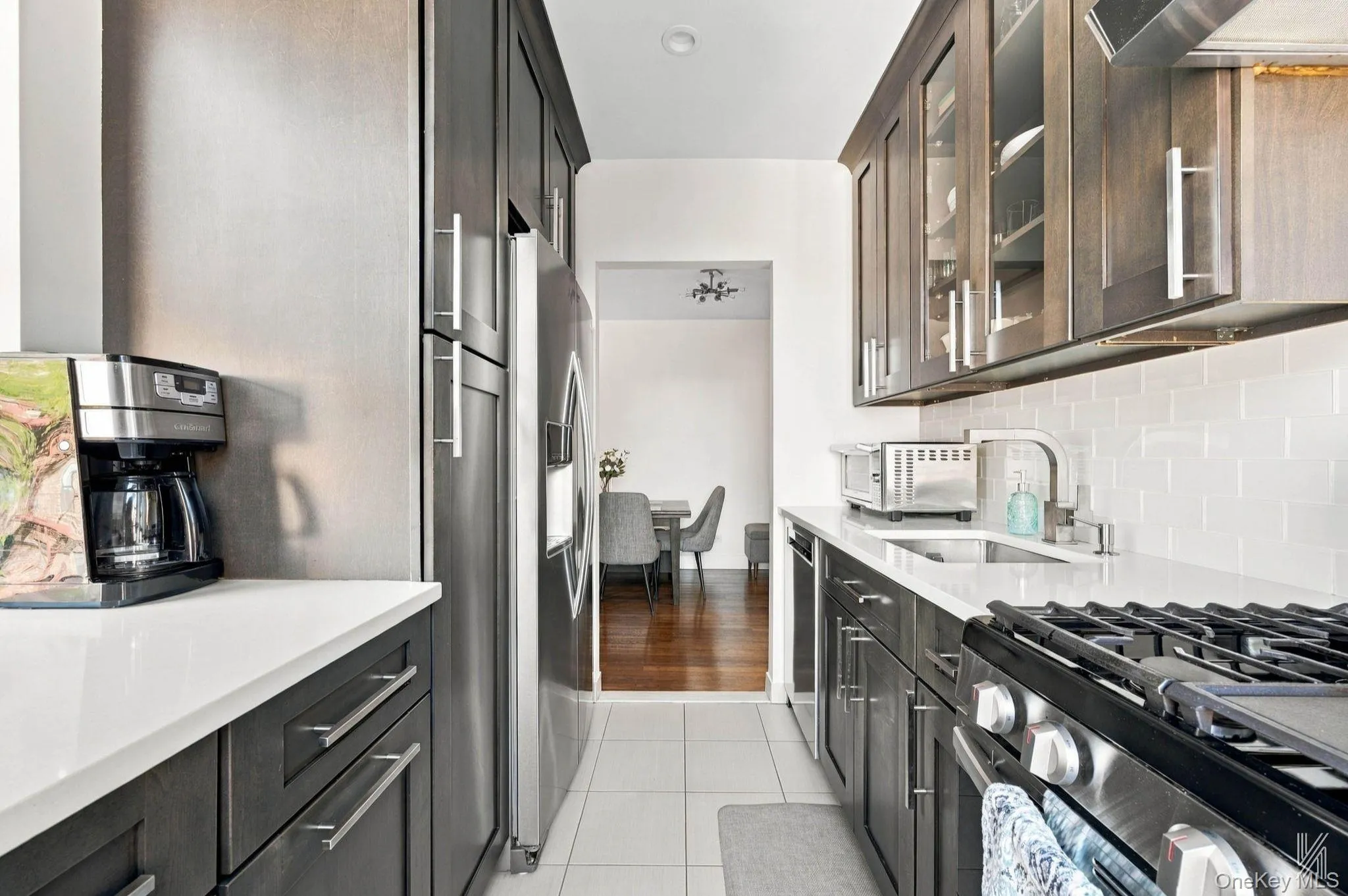 88-09 Northern Boulevard, New York, NY, 1 Bedroom Bedrooms, 3 Rooms Rooms,1 BathroomBathrooms,Residential,For Rent,Northern,0,1062032 88-09 Northern Boulevard, New York, NY, 1 Bedroom Bedrooms, 3 Rooms Rooms,1 BathroomBathrooms,Residential,For Rent,Northern,0,1062032