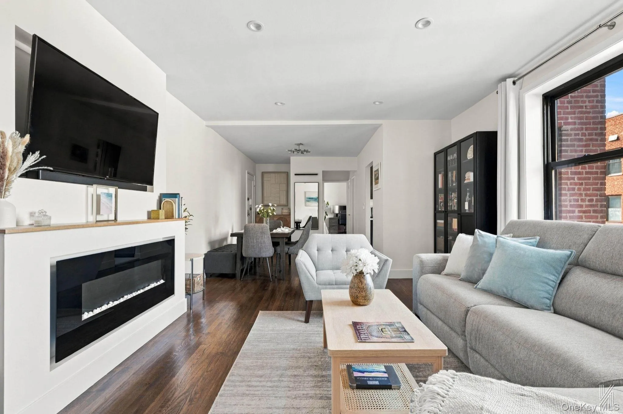 88-09 Northern Boulevard, New York, NY, 1 Bedroom Bedrooms, 3 Rooms Rooms,1 BathroomBathrooms,Residential,For Rent,Northern,0,1062032 88-09 Northern Boulevard, New York, NY, 1 Bedroom Bedrooms, 3 Rooms Rooms,1 BathroomBathrooms,Residential,For Rent,Northern,0,1062032
