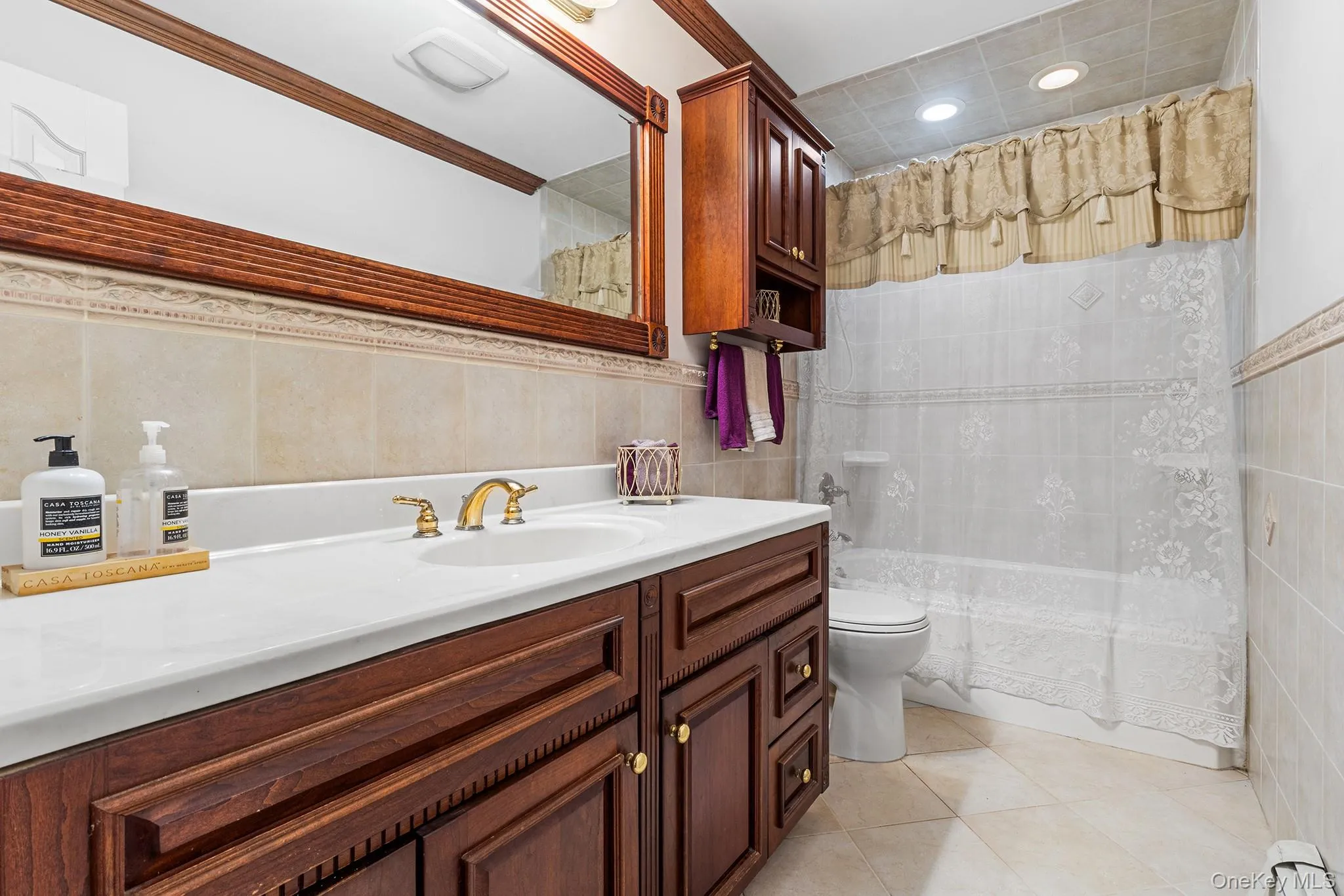 27 Willoughby Path, Huntington, NY, 3 Bedrooms Bedrooms, 7 Rooms Rooms,2 BathroomsBathrooms,Residential,For Rent,Willoughby,0,1062036 27 Willoughby Path, Huntington, NY, 3 Bedrooms Bedrooms, 7 Rooms Rooms,2 BathroomsBathrooms,Residential,For Rent,Willoughby,0,1062036