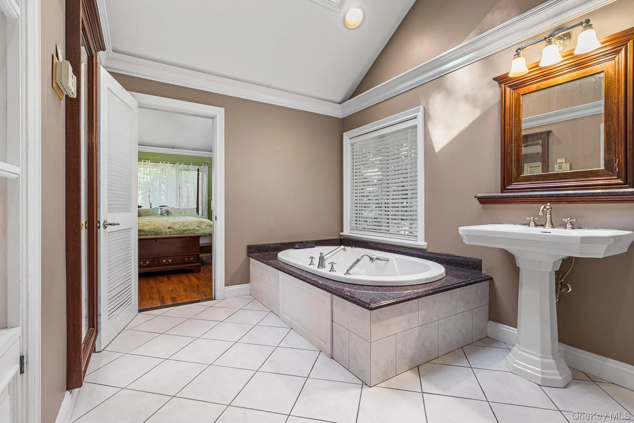 27 Willoughby Path, Huntington, NY, 3 Bedrooms Bedrooms, 7 Rooms Rooms,2 BathroomsBathrooms,Residential,For Rent,Willoughby,0,1062036 27 Willoughby Path, Huntington, NY, 3 Bedrooms Bedrooms, 7 Rooms Rooms,2 BathroomsBathrooms,Residential,For Rent,Willoughby,0,1062036
