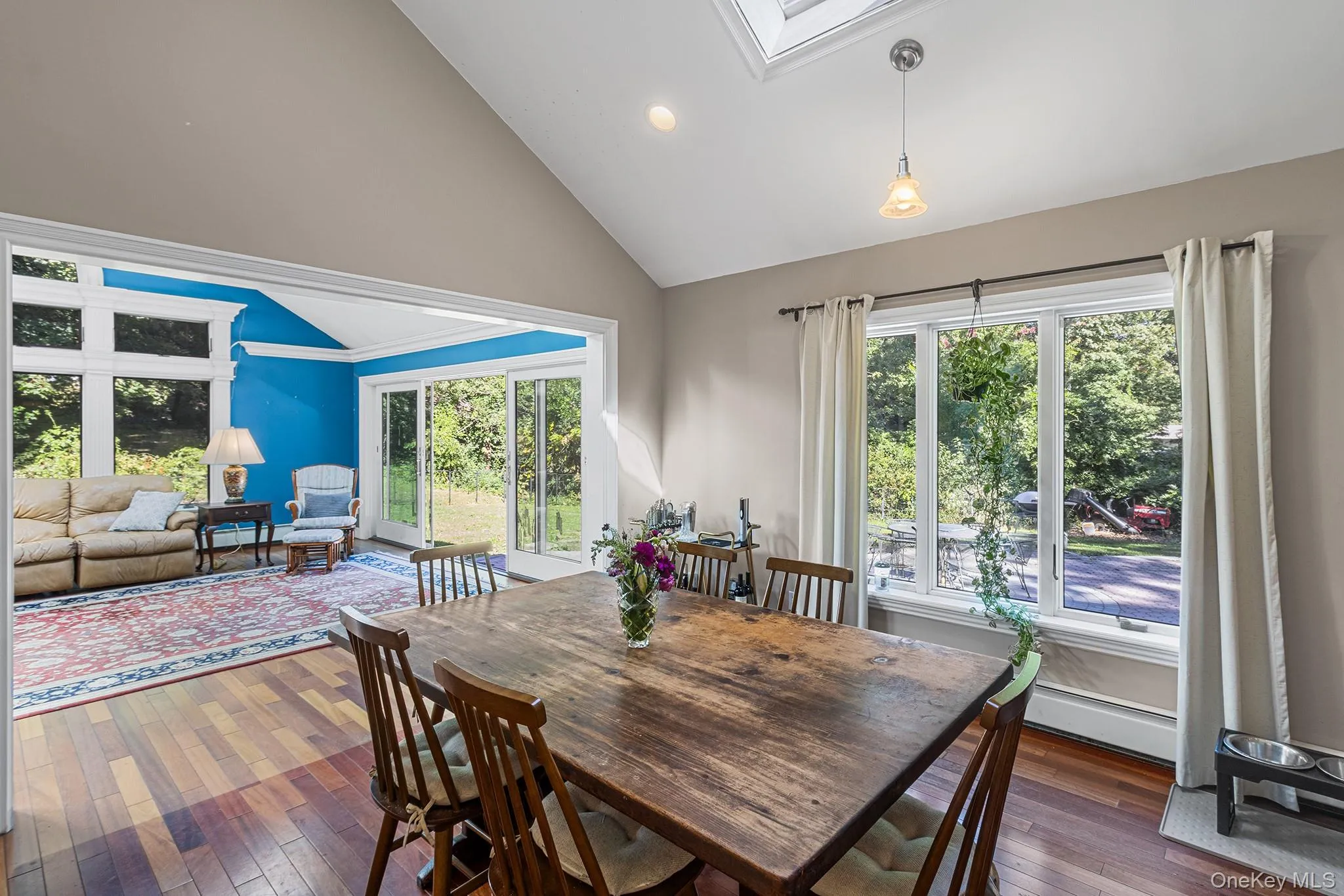 27 Willoughby Path, Huntington, NY, 3 Bedrooms Bedrooms, 7 Rooms Rooms,2 BathroomsBathrooms,Residential,For Rent,Willoughby,0,1062036 27 Willoughby Path, Huntington, NY, 3 Bedrooms Bedrooms, 7 Rooms Rooms,2 BathroomsBathrooms,Residential,For Rent,Willoughby,0,1062036