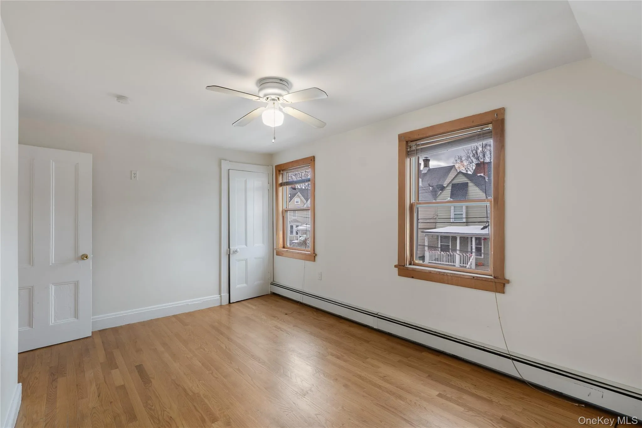 17 Grant Street, Middletown, NY, 2 Bedrooms Bedrooms, 5 Rooms Rooms,1 BathroomBathrooms,Residential,For Rent,Grant,0,1062037 17 Grant Street, Middletown, NY, 2 Bedrooms Bedrooms, 5 Rooms Rooms,1 BathroomBathrooms,Residential,For Rent,Grant,0,1062037