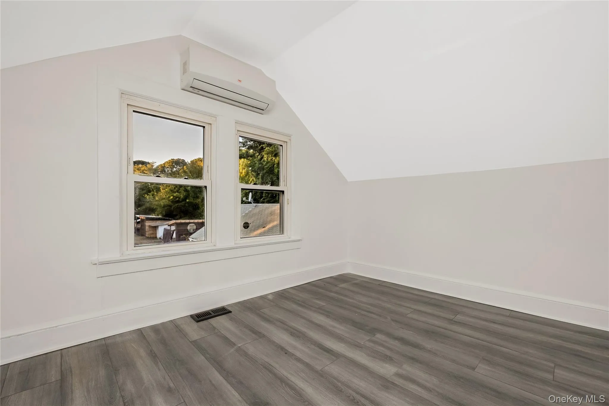 56 Orchard Road, Brookhaven, NY, 3 Bedrooms Bedrooms, 7 Rooms Rooms,1 BathroomBathrooms,Residential,For Rent,Orchard,0,1062051 56 Orchard Road, Brookhaven, NY, 3 Bedrooms Bedrooms, 7 Rooms Rooms,1 BathroomBathrooms,Residential,For Rent,Orchard,0,1062051