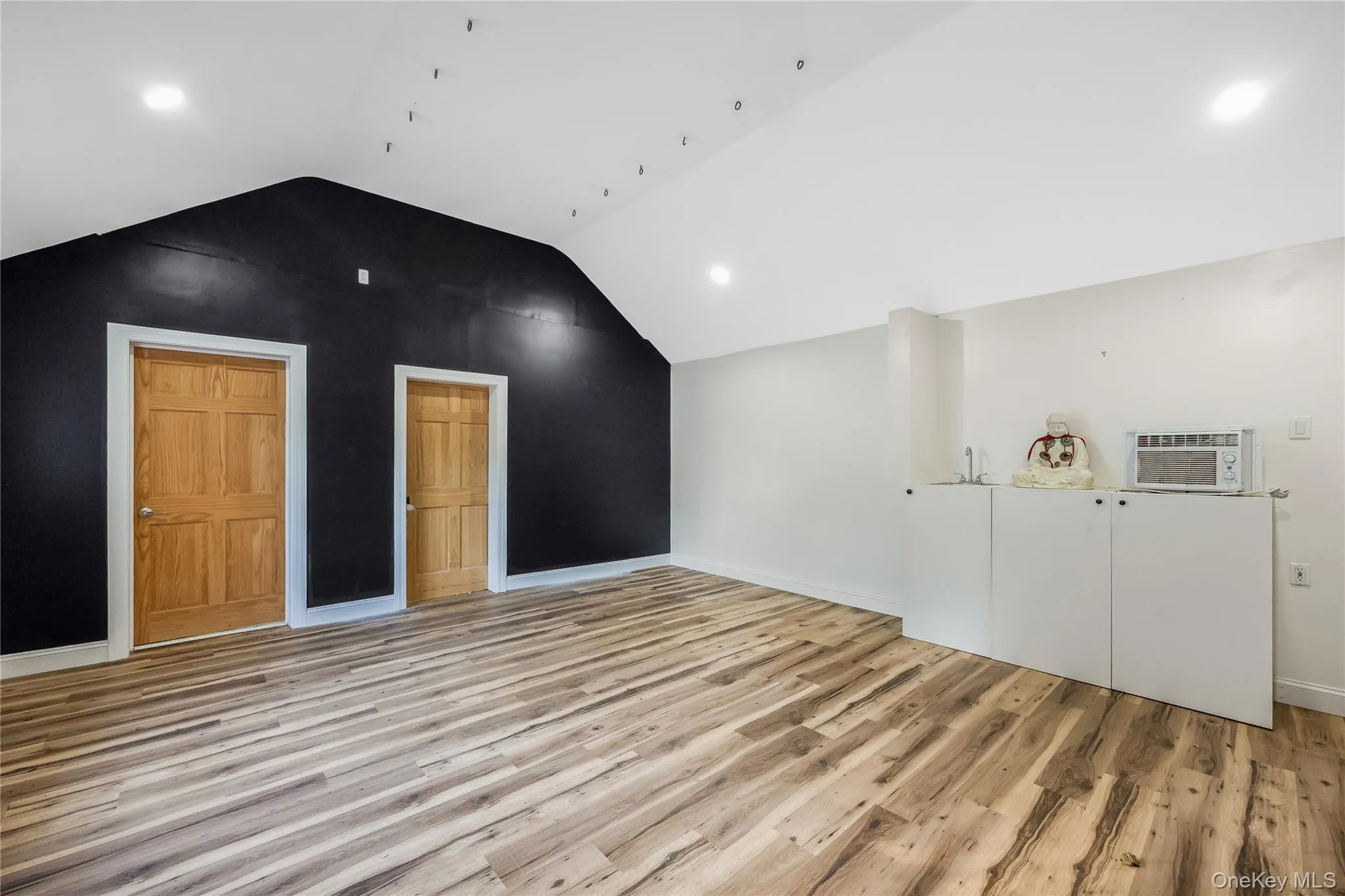 56 Orchard Road, Brookhaven, NY, 3 Bedrooms Bedrooms, 7 Rooms Rooms,1 BathroomBathrooms,Residential,For Rent,Orchard,0,1062051 56 Orchard Road, Brookhaven, NY, 3 Bedrooms Bedrooms, 7 Rooms Rooms,1 BathroomBathrooms,Residential,For Rent,Orchard,0,1062051