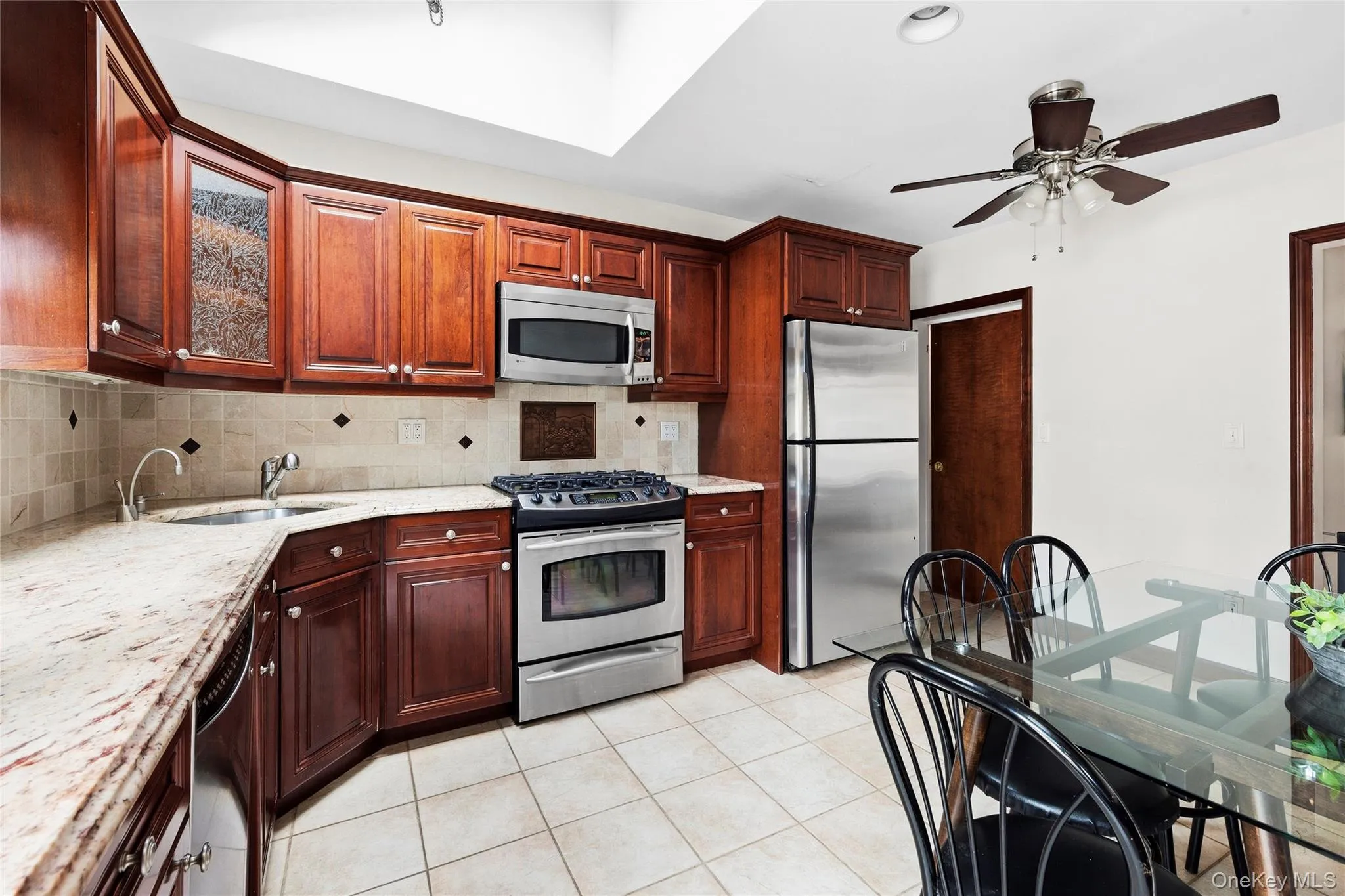43 Marlborough Road, Hempstead, NY, 4 Bedrooms Bedrooms, 9 Rooms Rooms,2 BathroomsBathrooms,Residential,For Rent,Marlborough,0,1062054 43 Marlborough Road, Hempstead, NY, 4 Bedrooms Bedrooms, 9 Rooms Rooms,2 BathroomsBathrooms,Residential,For Rent,Marlborough,0,1062054