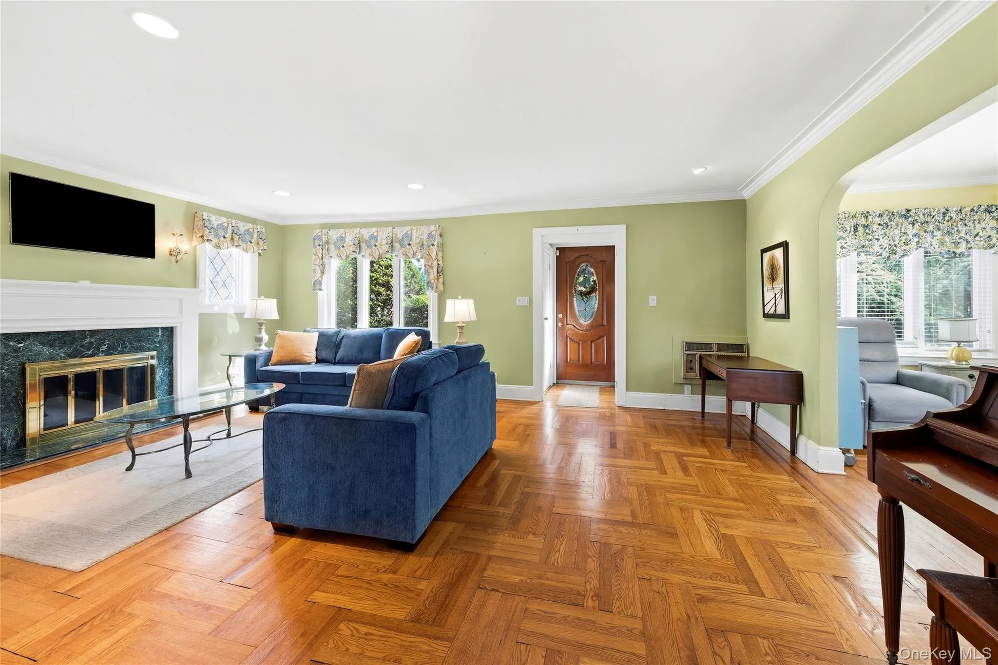 43 Marlborough Road, Hempstead, NY, 4 Bedrooms Bedrooms, 9 Rooms Rooms,2 BathroomsBathrooms,Residential,For Rent,Marlborough,0,1062054 43 Marlborough Road, Hempstead, NY, 4 Bedrooms Bedrooms, 9 Rooms Rooms,2 BathroomsBathrooms,Residential,For Rent,Marlborough,0,1062054