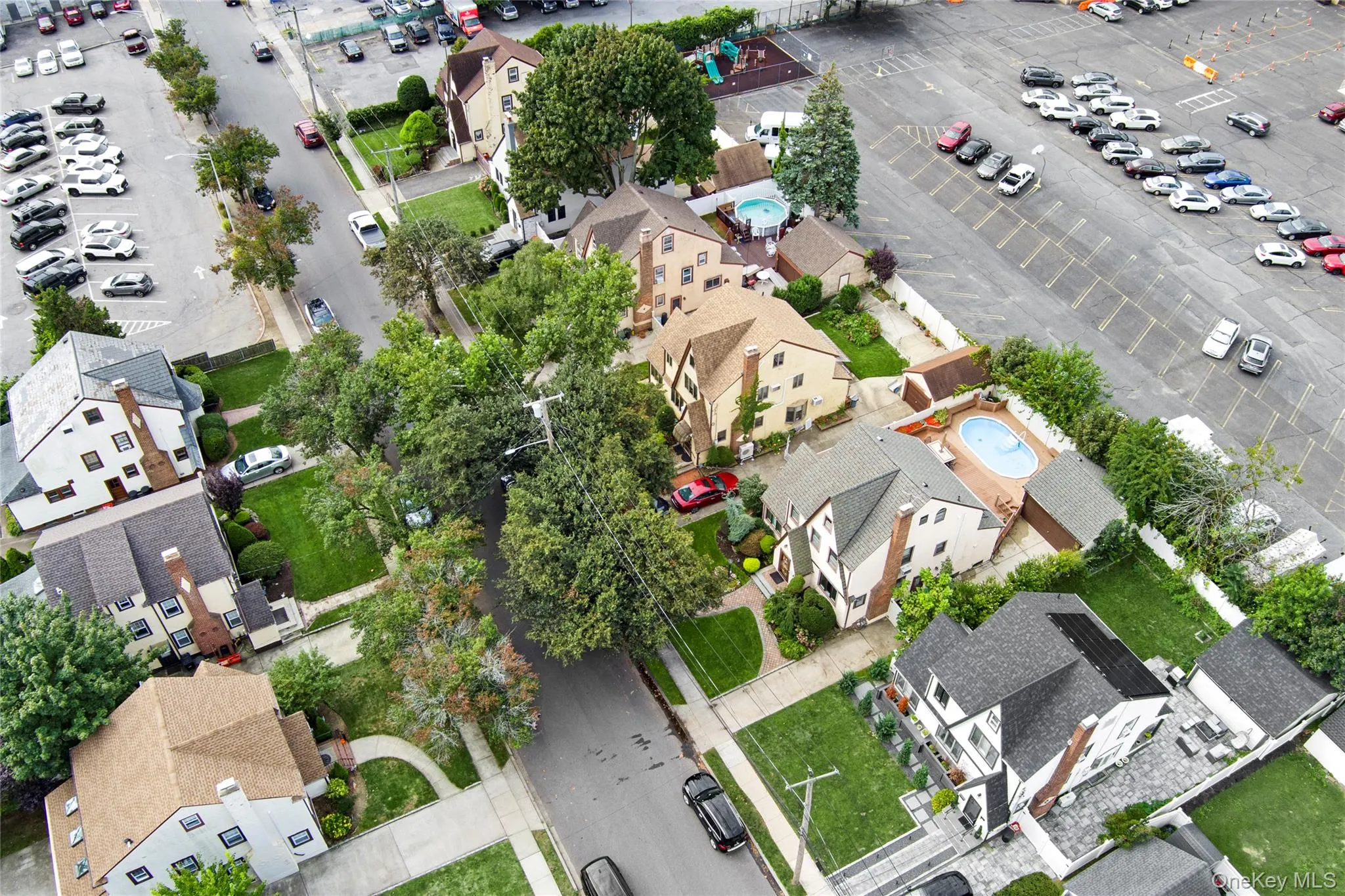 43 Marlborough Road, Hempstead, NY, 4 Bedrooms Bedrooms, 9 Rooms Rooms,2 BathroomsBathrooms,Residential,For Rent,Marlborough,0,1062054 43 Marlborough Road, Hempstead, NY, 4 Bedrooms Bedrooms, 9 Rooms Rooms,2 BathroomsBathrooms,Residential,For Rent,Marlborough,0,1062054