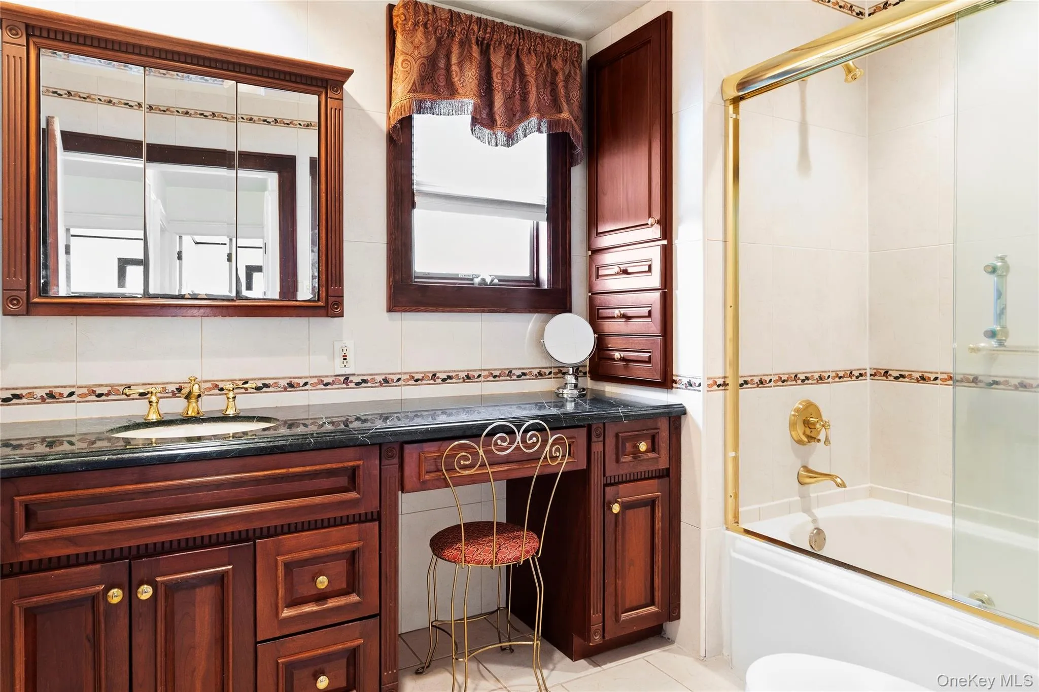 43 Marlborough Road, Hempstead, NY, 4 Bedrooms Bedrooms, 9 Rooms Rooms,2 BathroomsBathrooms,Residential,For Rent,Marlborough,0,1062054 43 Marlborough Road, Hempstead, NY, 4 Bedrooms Bedrooms, 9 Rooms Rooms,2 BathroomsBathrooms,Residential,For Rent,Marlborough,0,1062054