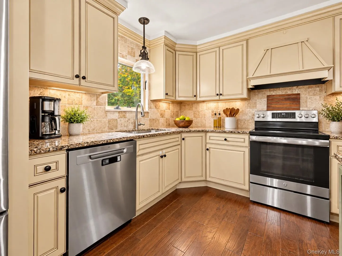 19 Saint Michaels Terrace, Carmel, NY, 3 Bedrooms Bedrooms, 8 Rooms Rooms,2 BathroomsBathrooms,Residential,For Rent,Saint Michaels,0,1062063 19 Saint Michaels Terrace, Carmel, NY, 3 Bedrooms Bedrooms, 8 Rooms Rooms,2 BathroomsBathrooms,Residential,For Rent,Saint Michaels,0,1062063